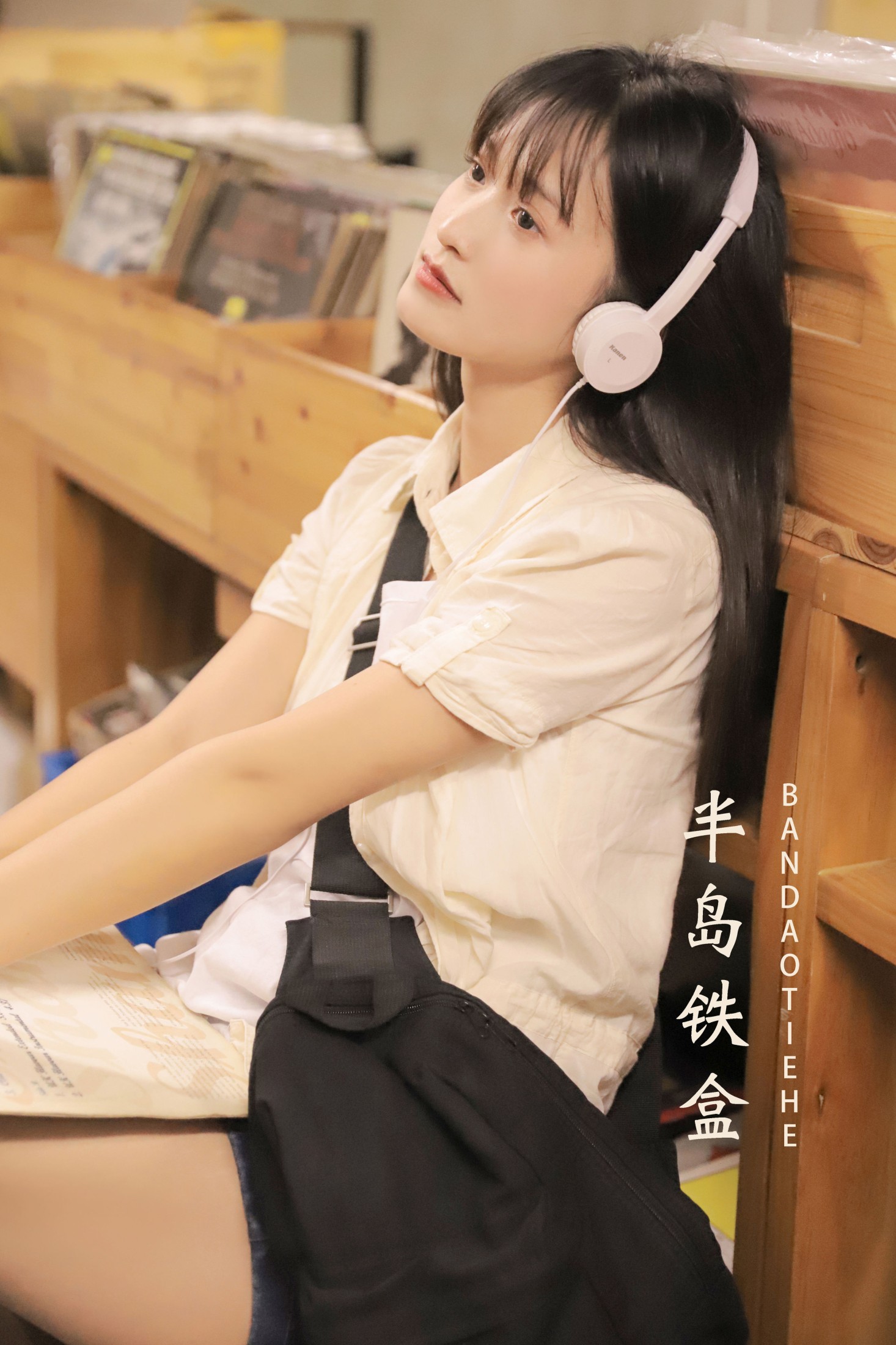 刘小瑜咯 – 《半岛铁盒》[22P]-66COS
