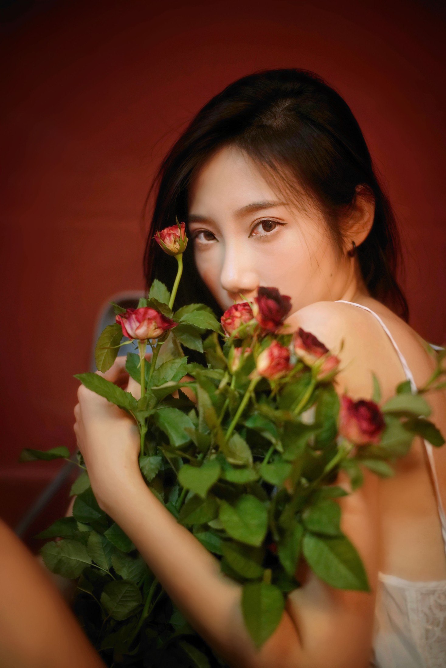 o1ne万 – 《孤寂的玫瑰之旅》[28P] 插图4