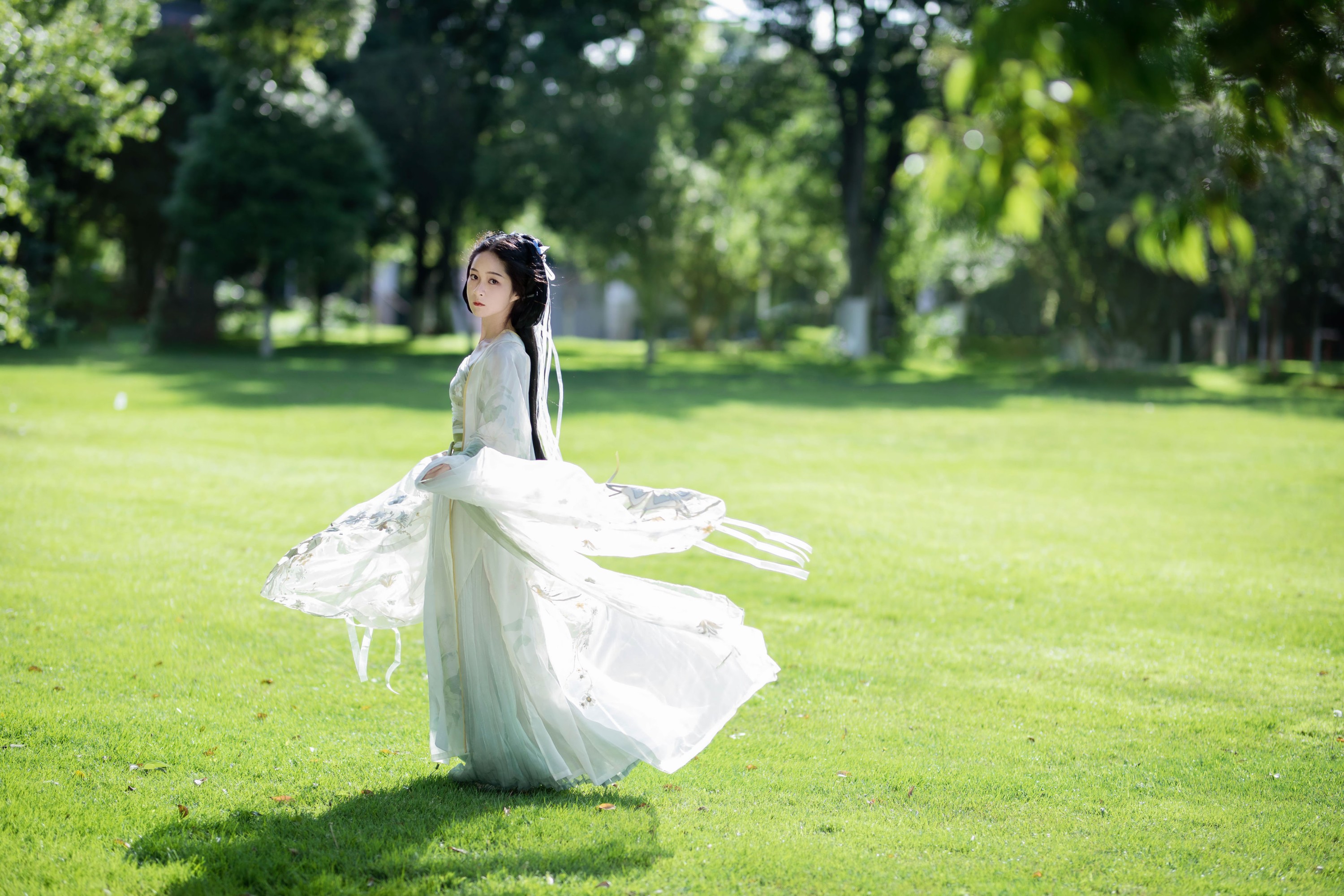 余鱼_Coo – 《夏日百合》[22P] 插图4