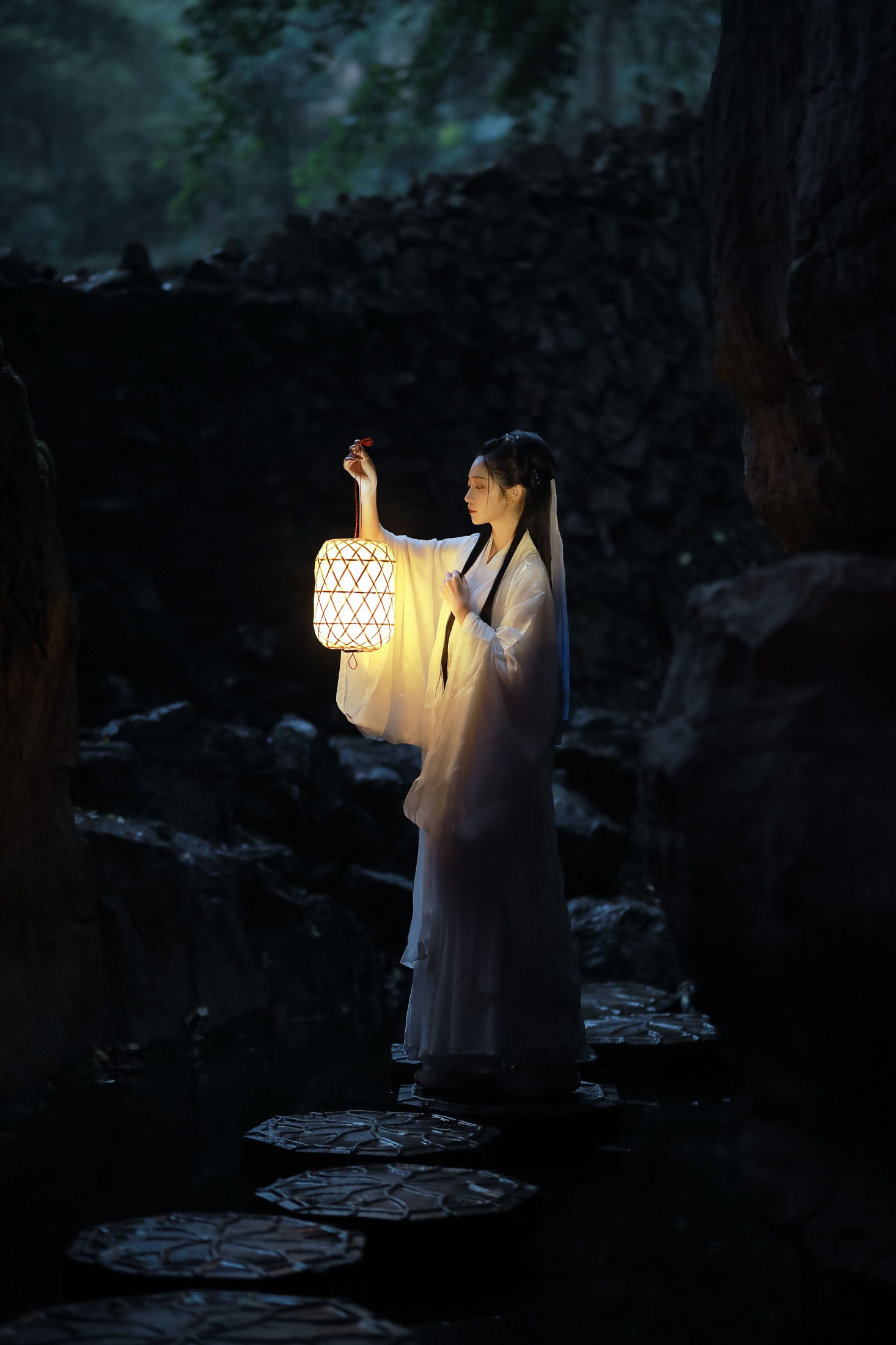 小呆同学 – 《风雨夜归人》[24P] 插图5