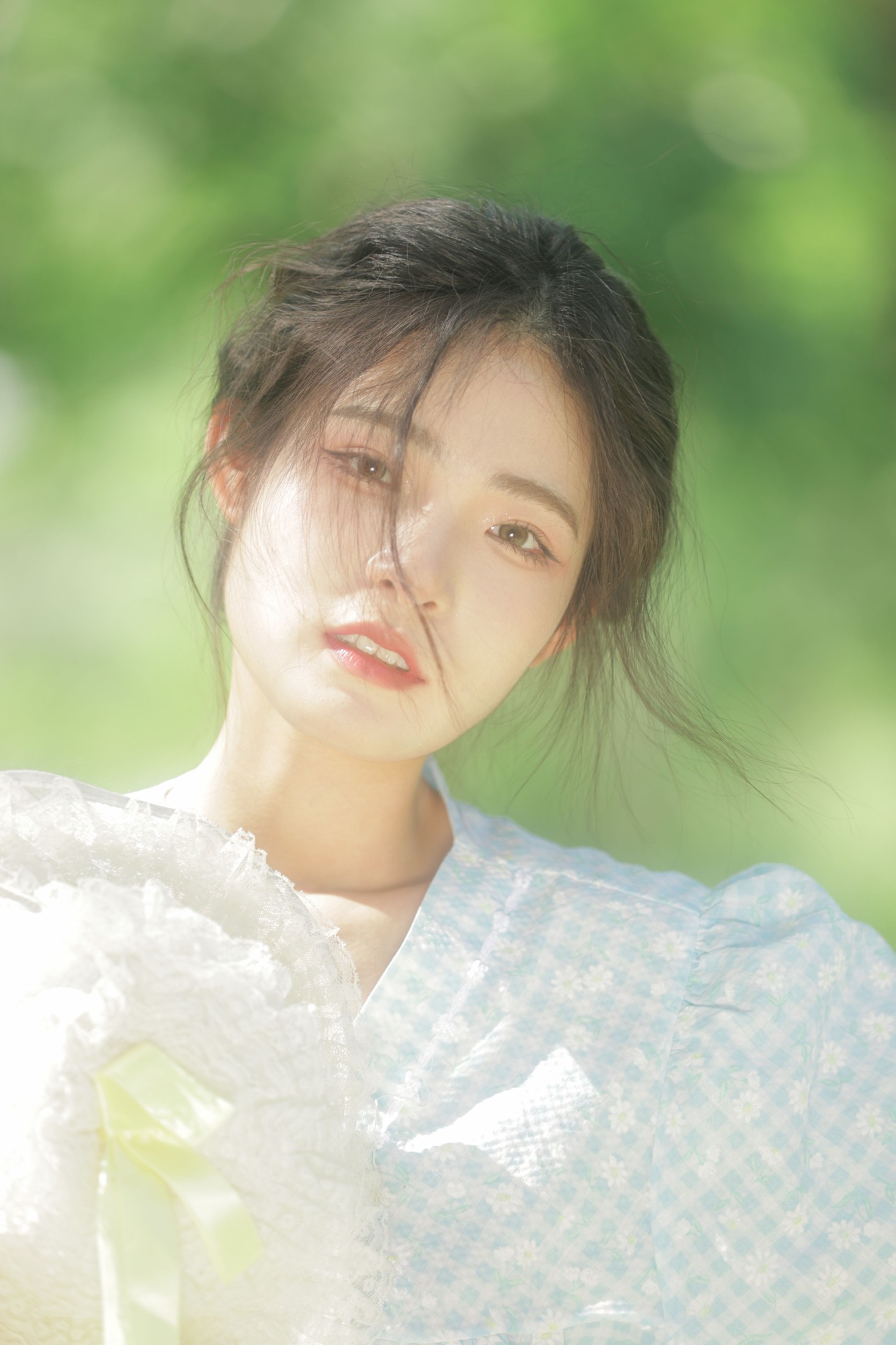 YY王 – 《夏天的小雏菊》[20P] 插图4