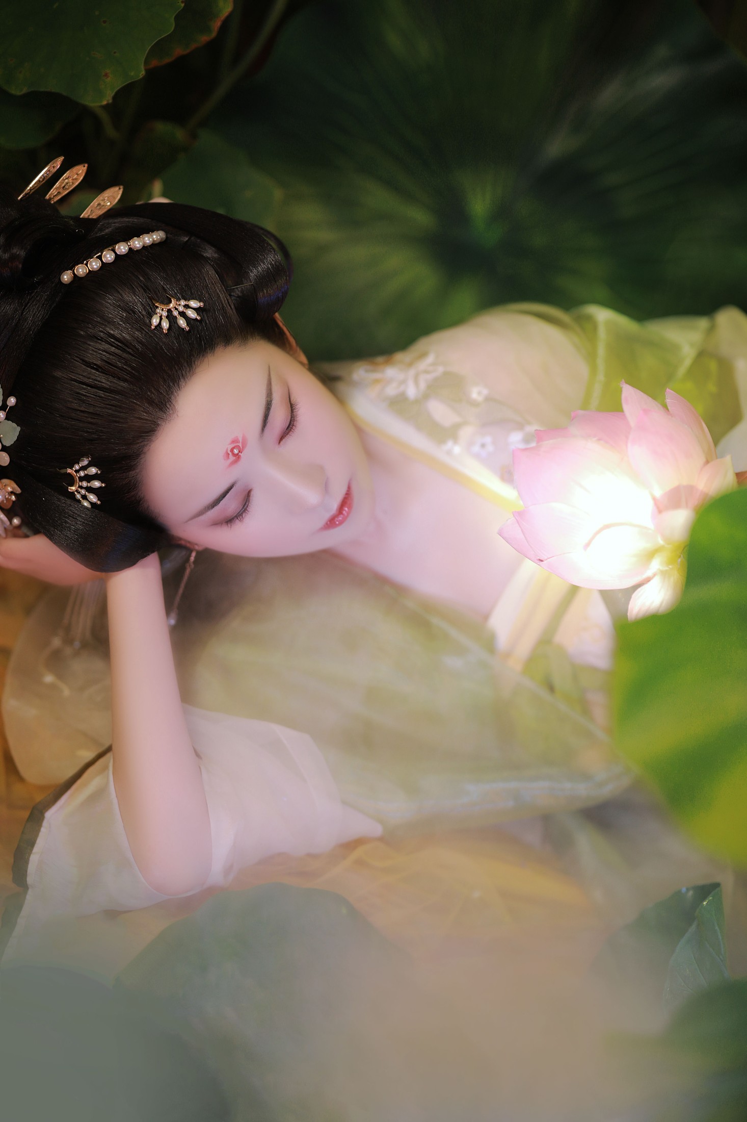 也清秋 – 《云想衣裳花想容》[32P] 插图3