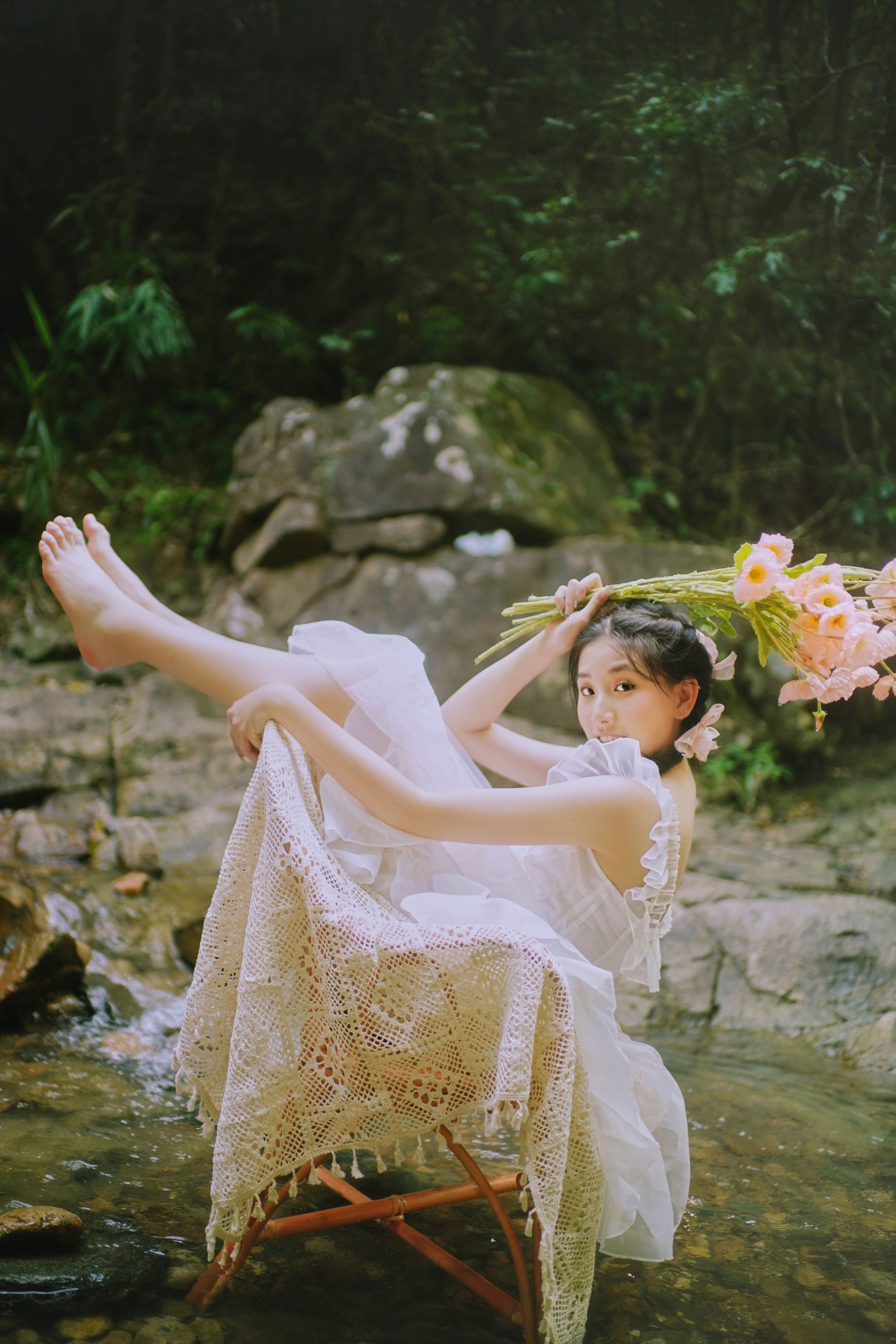 小怡 – 《溪流少女》[36P] 插图3