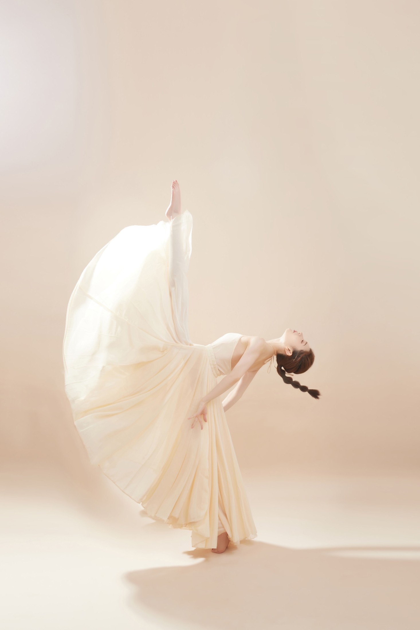 傲娇君 – 《纱裙》[22P] 插图3