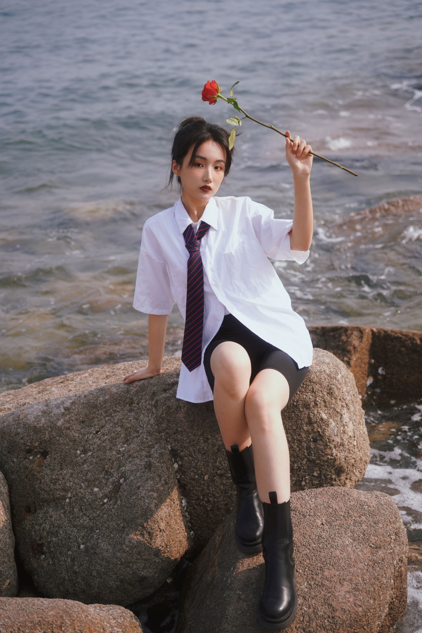 馨馨 – 《玫瑰的盛夏》[24P] 插图4