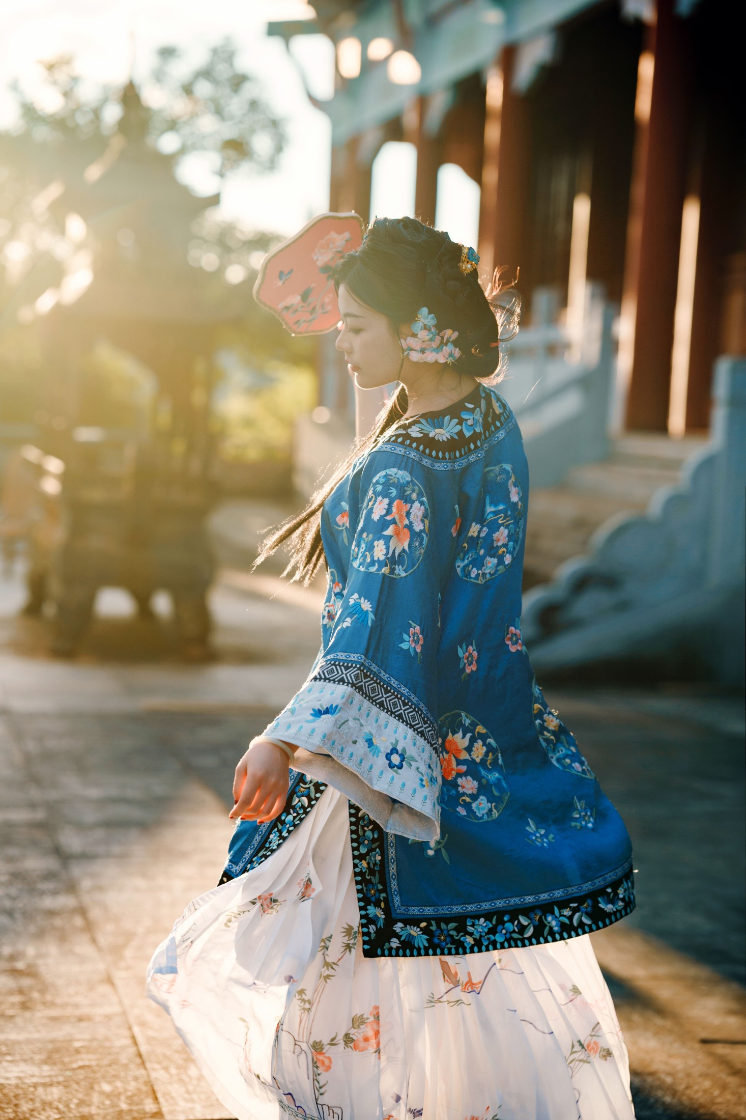 一口椰子酥 – 《清汉女》[26P] 插图5