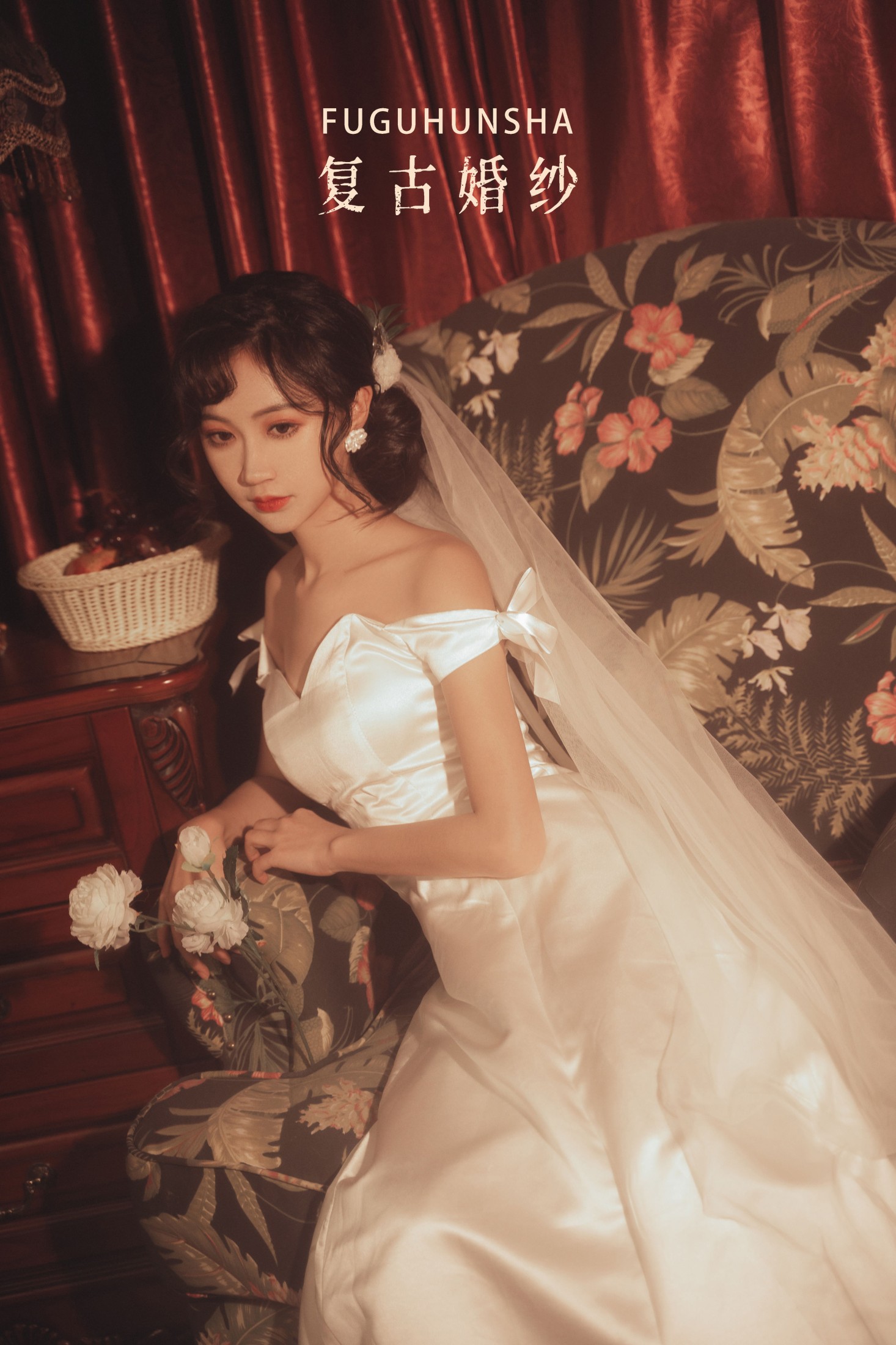 绮罗生的小苏苏 – 《复古婚纱》[27P]-66COS