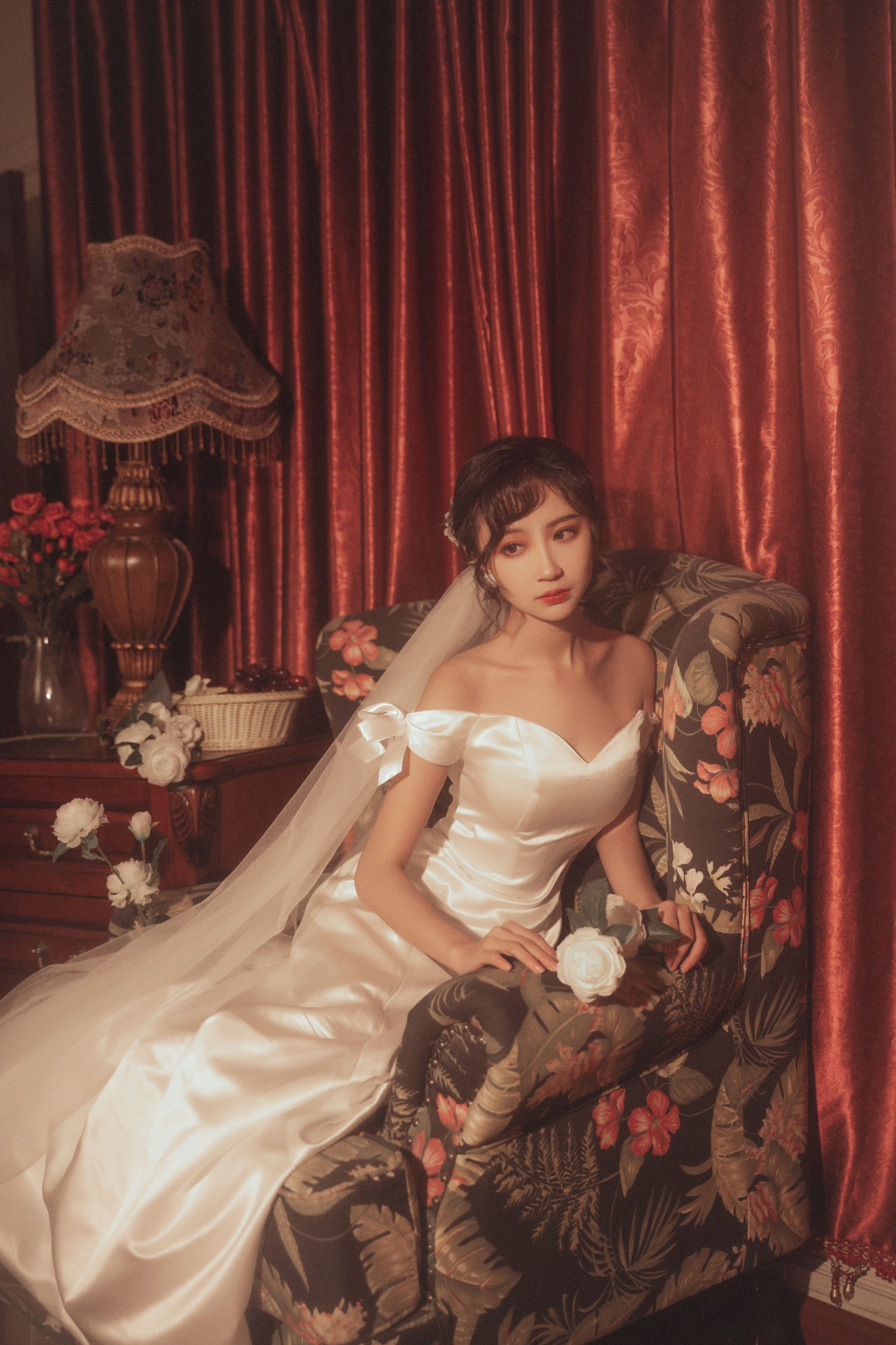 绮罗生的小苏苏 – 《复古婚纱》[27P] 插图3