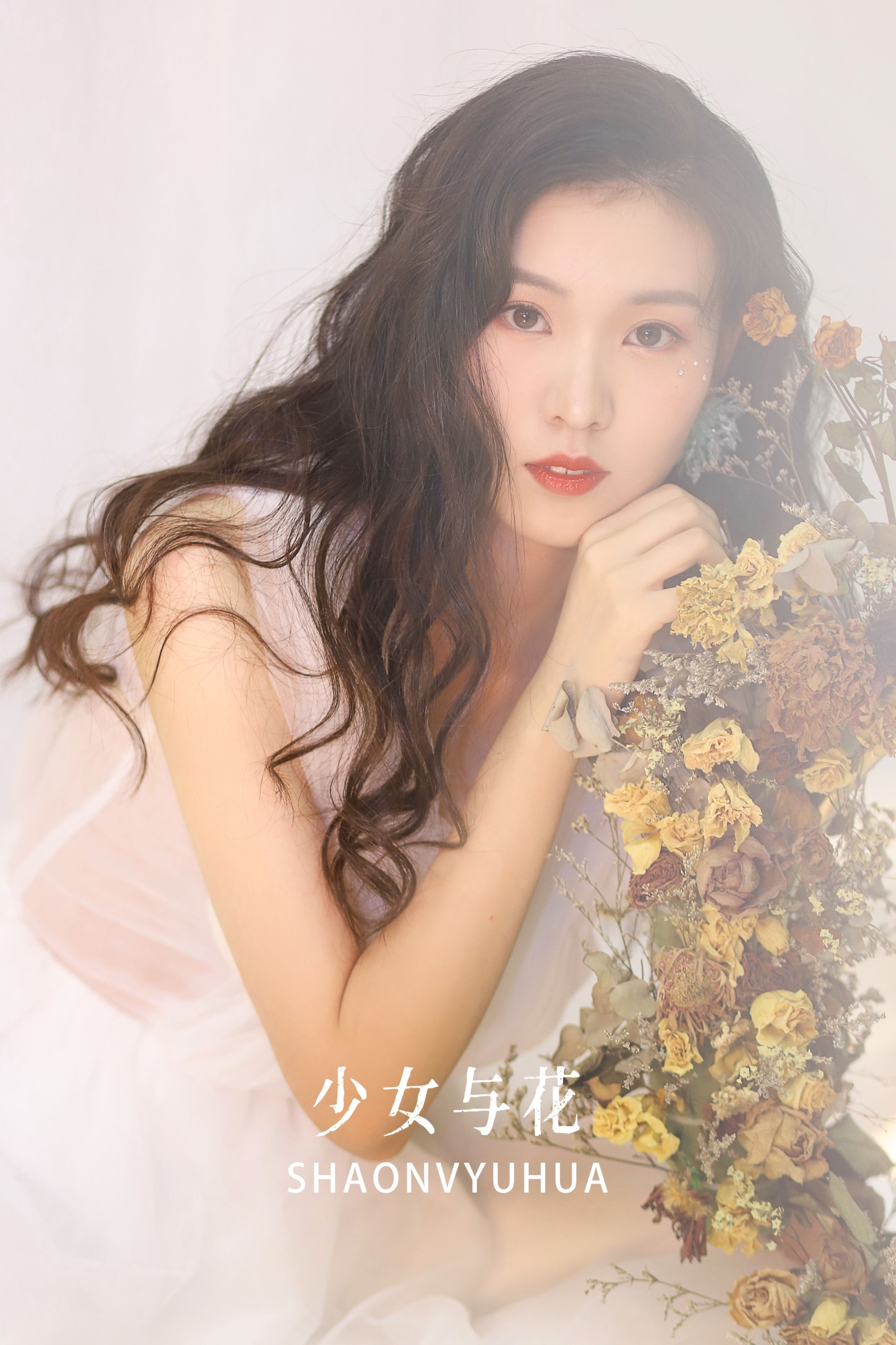 勺子 – 《少女与花》[23P]-66COS