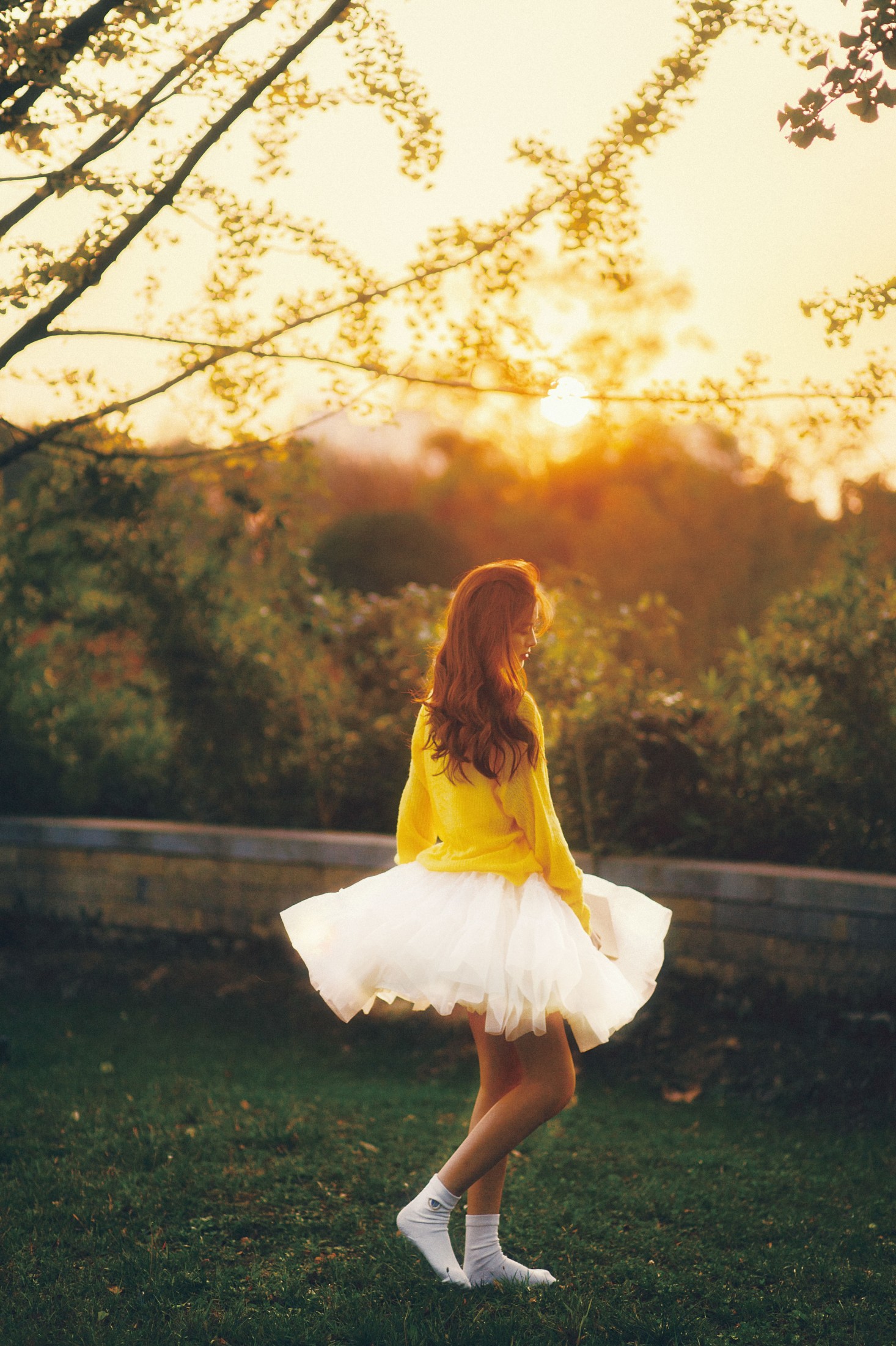 张张包 – 《黄毛衣女孩》[27P] 插图3