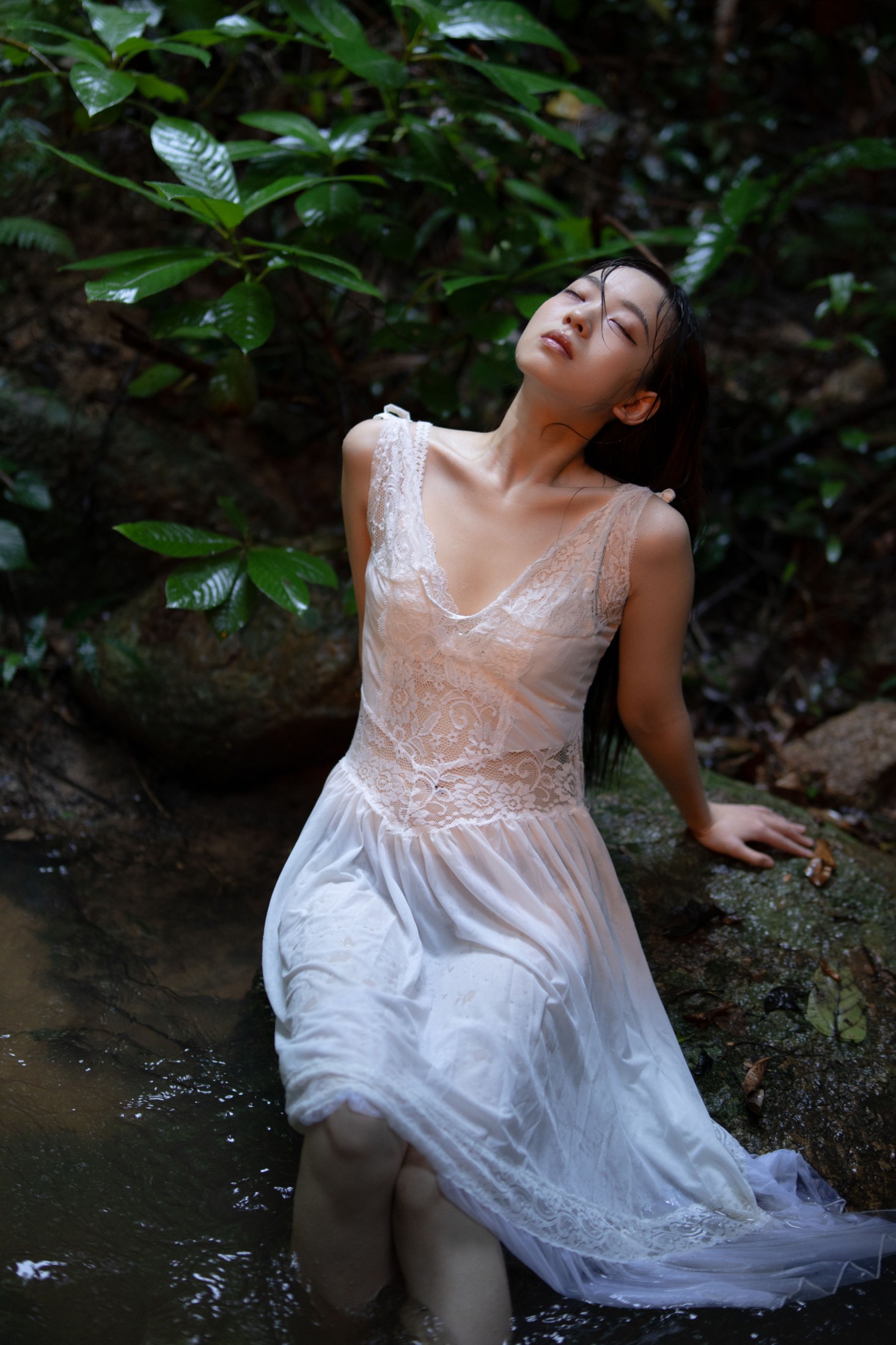 QQ – 《溪水流光》[45P] 插图3