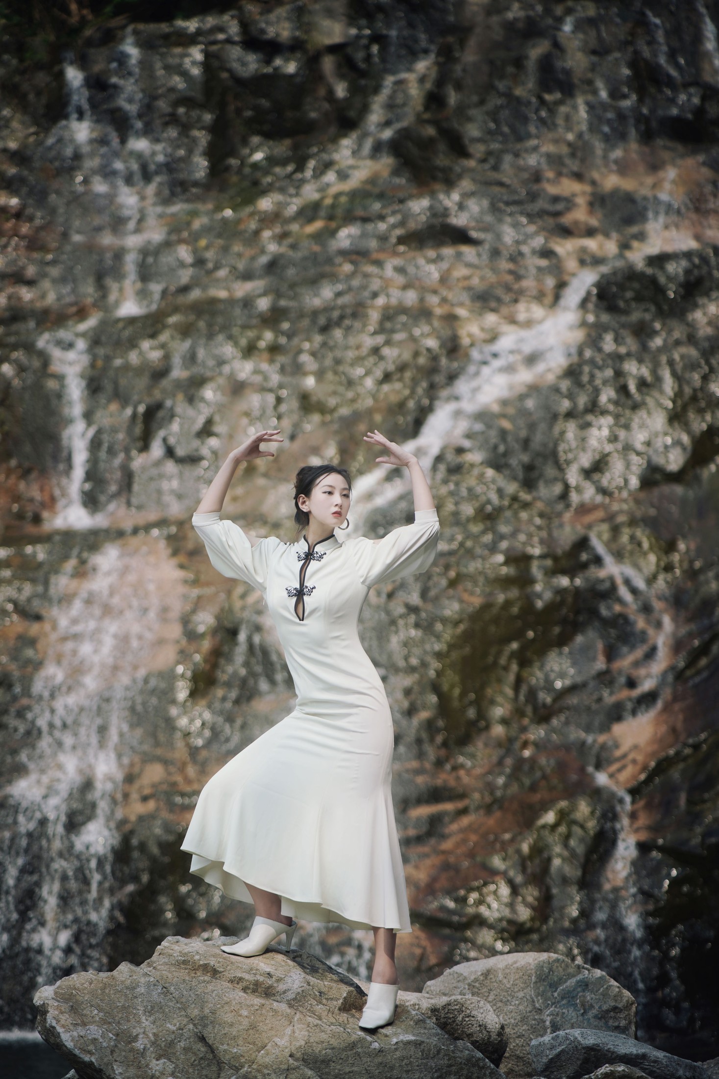 孙土土 – 《飘绢流白》[22P] 插图4