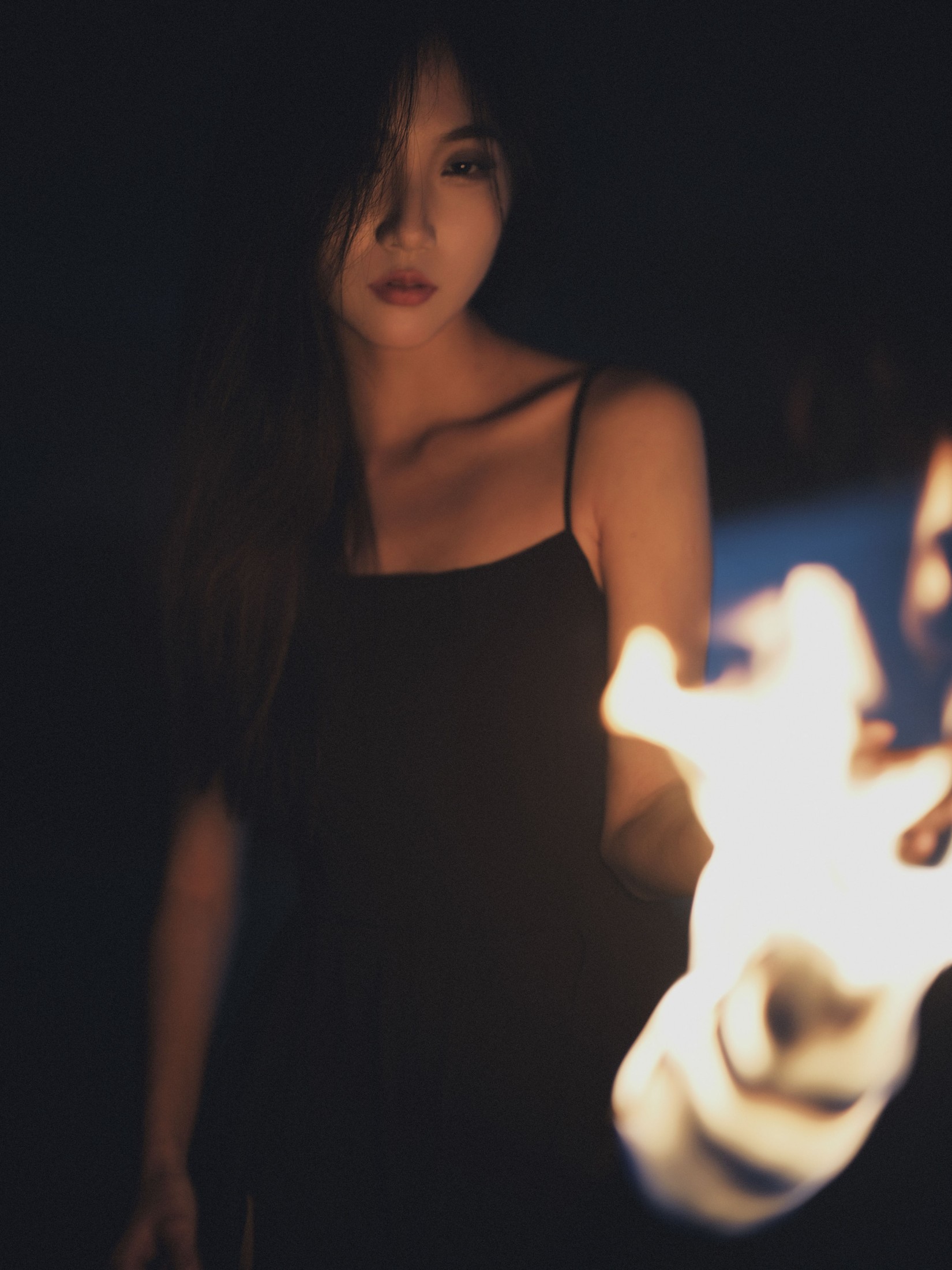 o1ne万 – 《火》[44P] 插图4