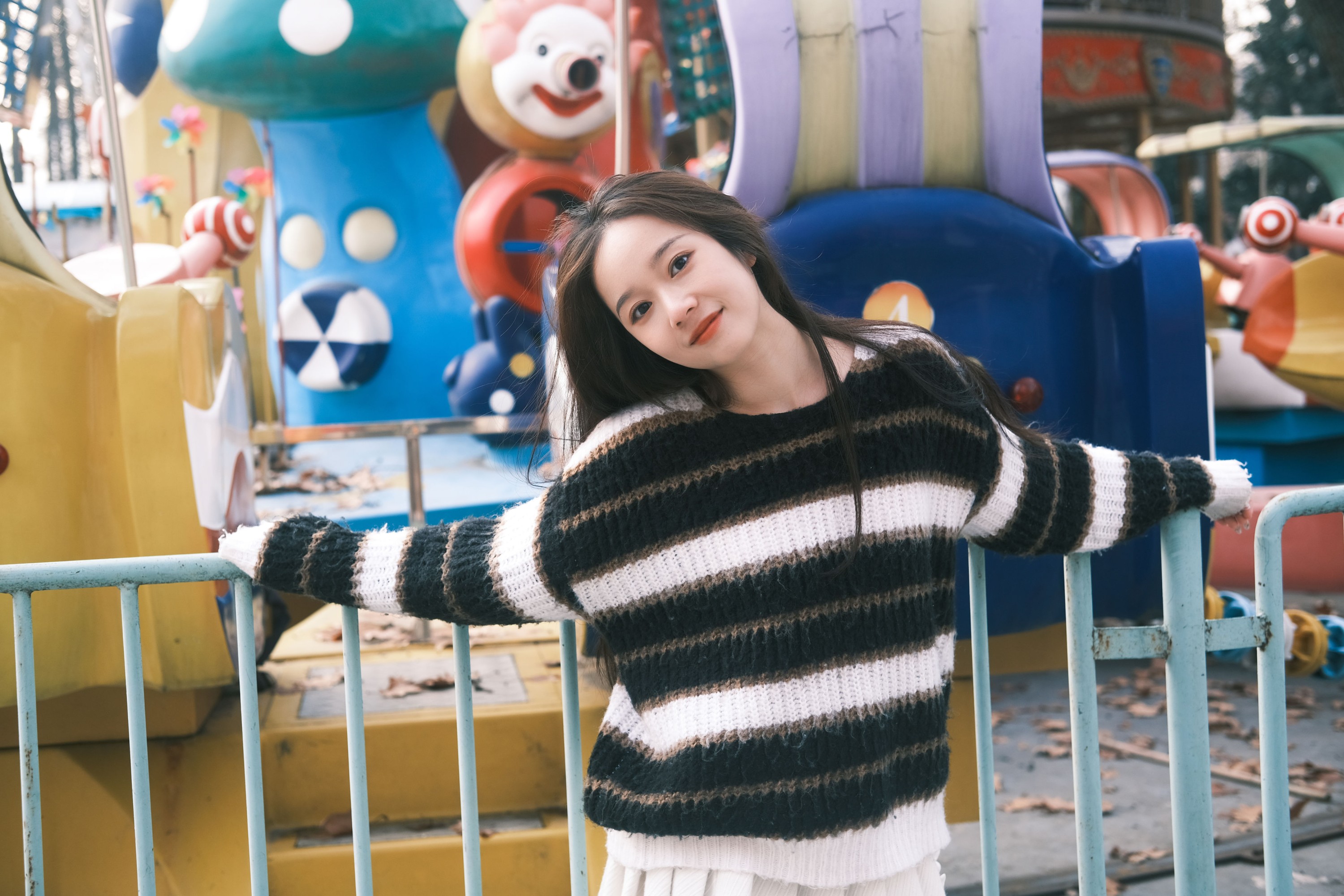 戈曼妮Nini – 《游乐场约会》[38P] 插图3