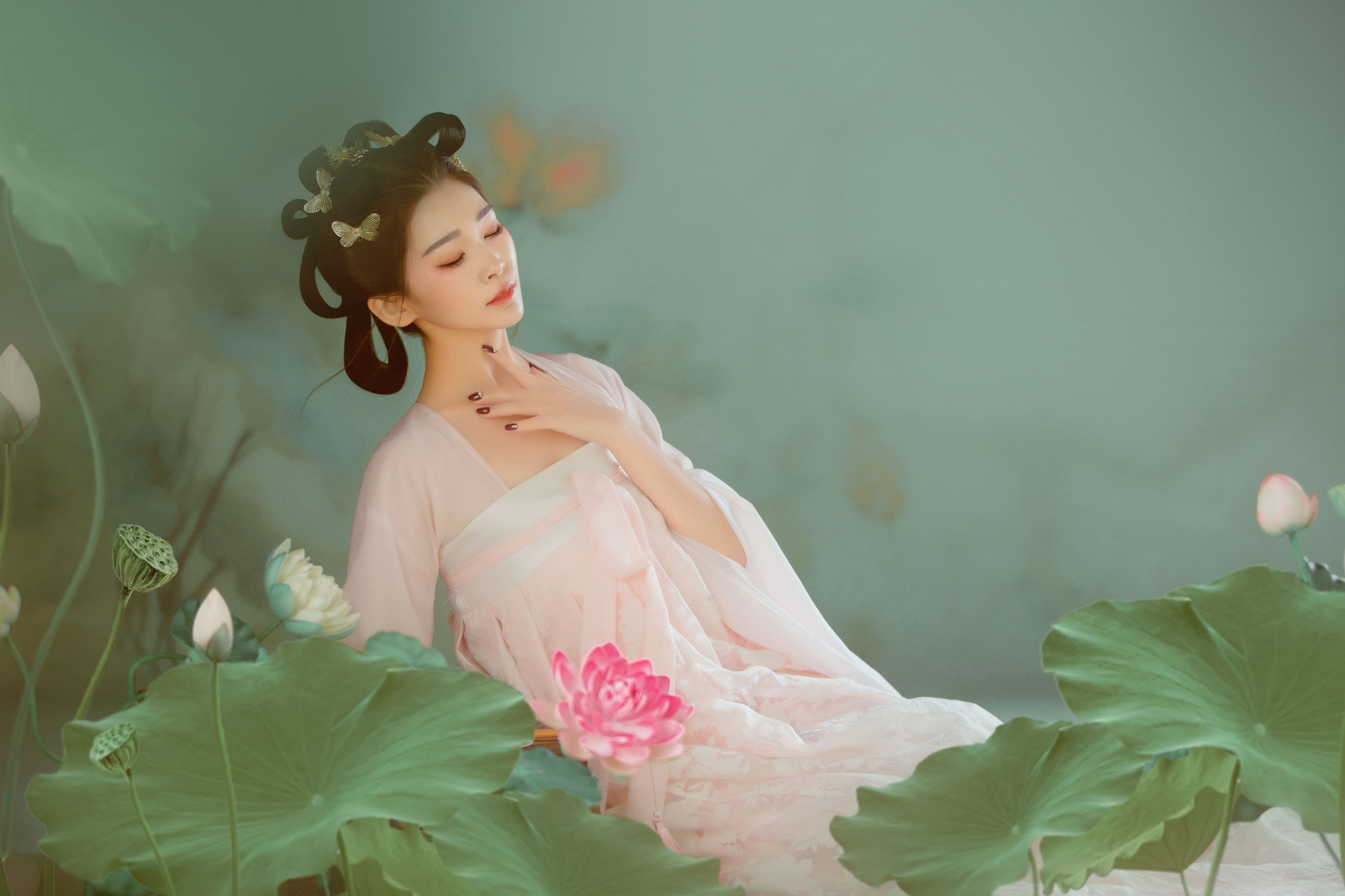 娟娟 – 《依荷畔》[22P] 插图4