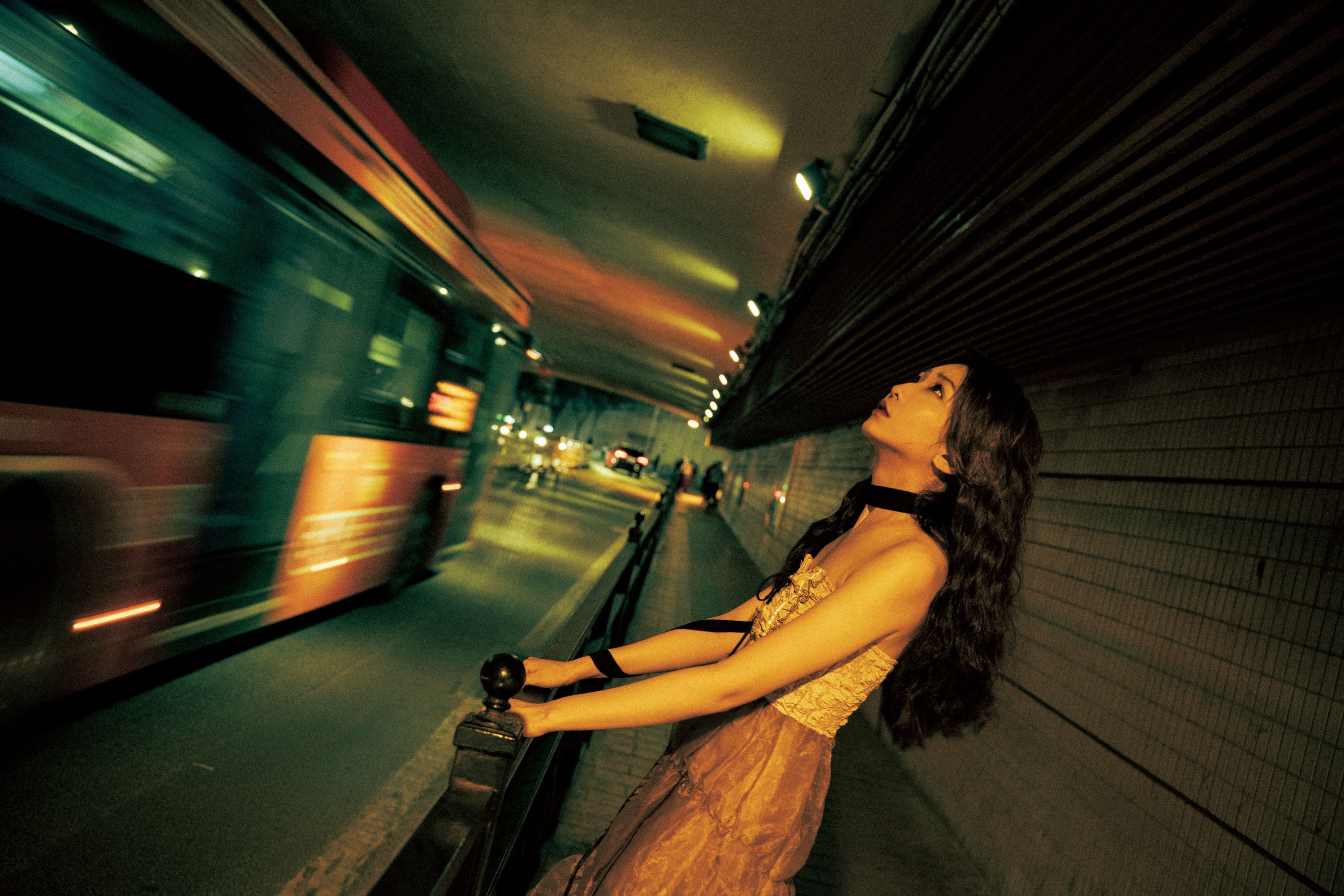 娅呀子 – 《港风复古少女写真》[26P] 插图4