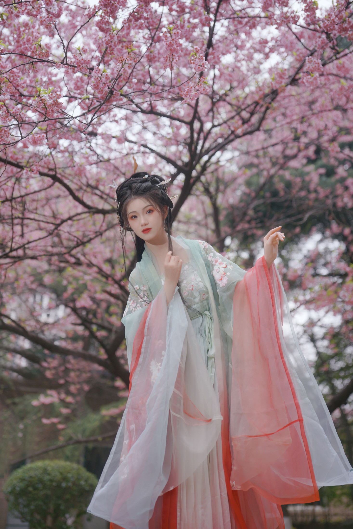 悦璃 – 《弄花香满衣》[22P] 插图4