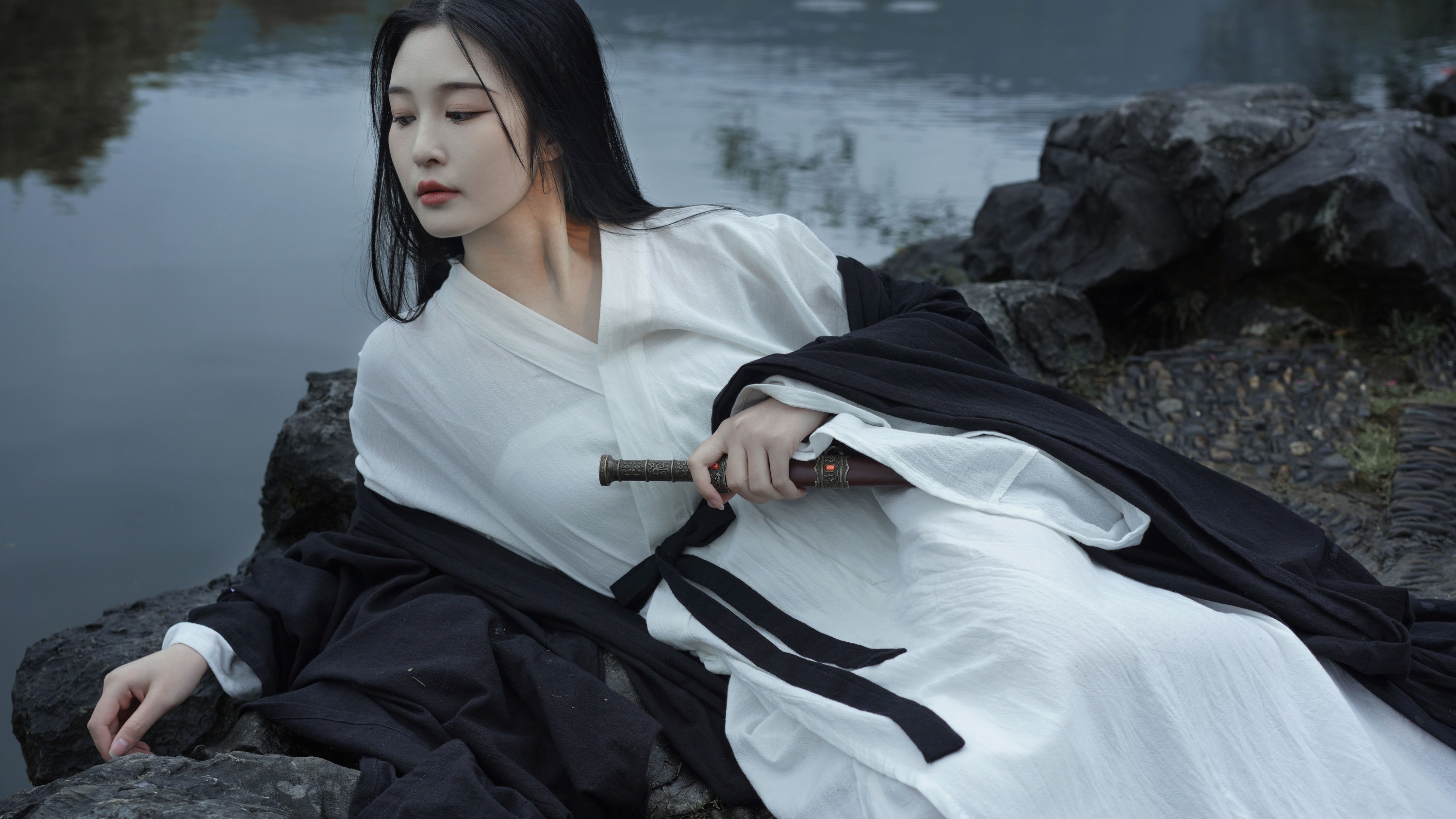 爱探险的夏商周 – 《清冷三月》[32P] 插图5