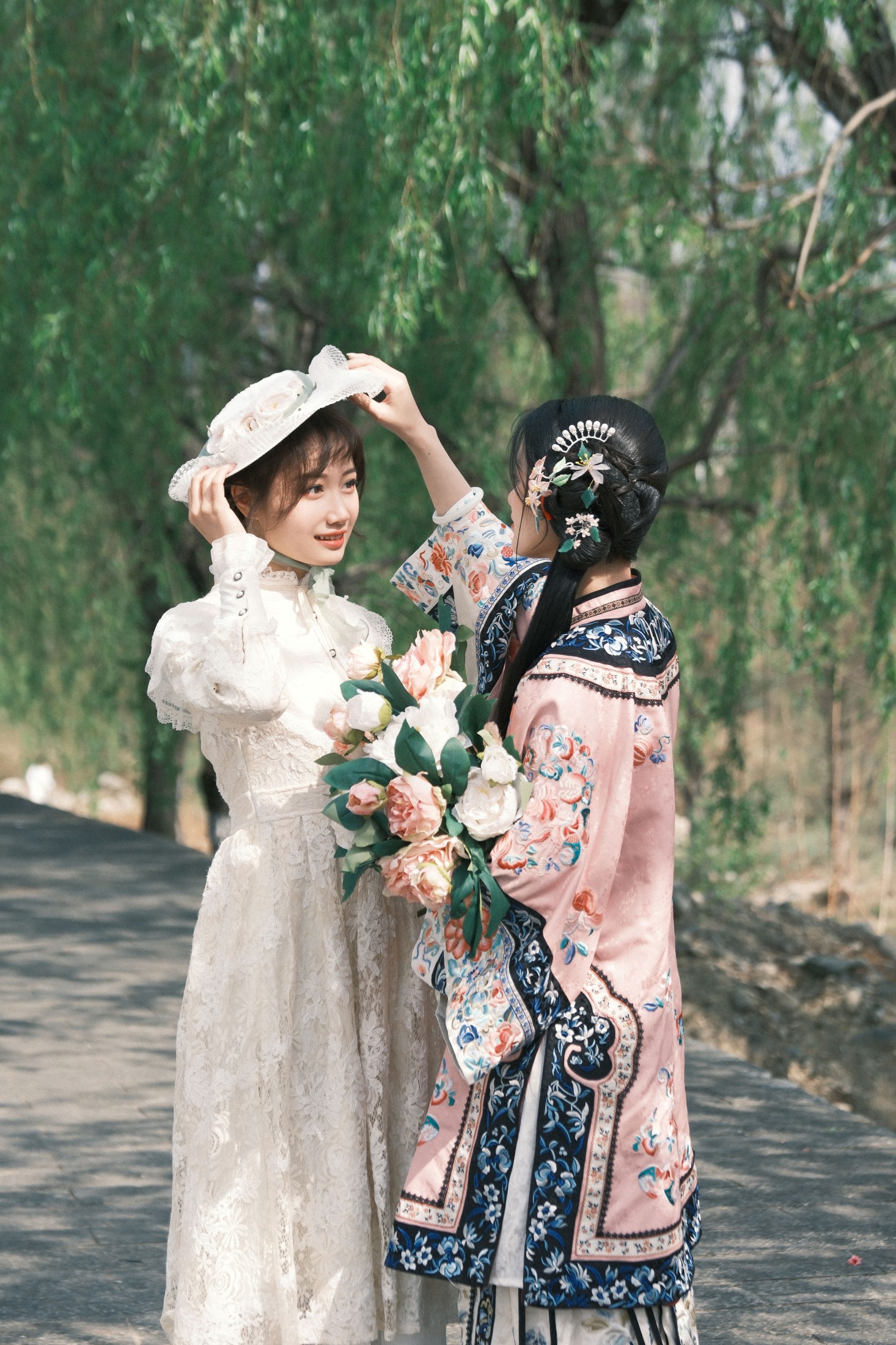 橘小桃 么一奥缪 – 《两个女孩的故事》[21P] 插图4