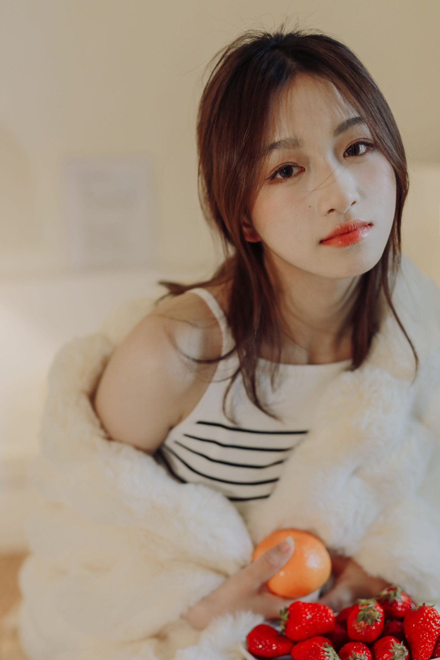 钰儿 – 《草莓少女》[28P] 插图5