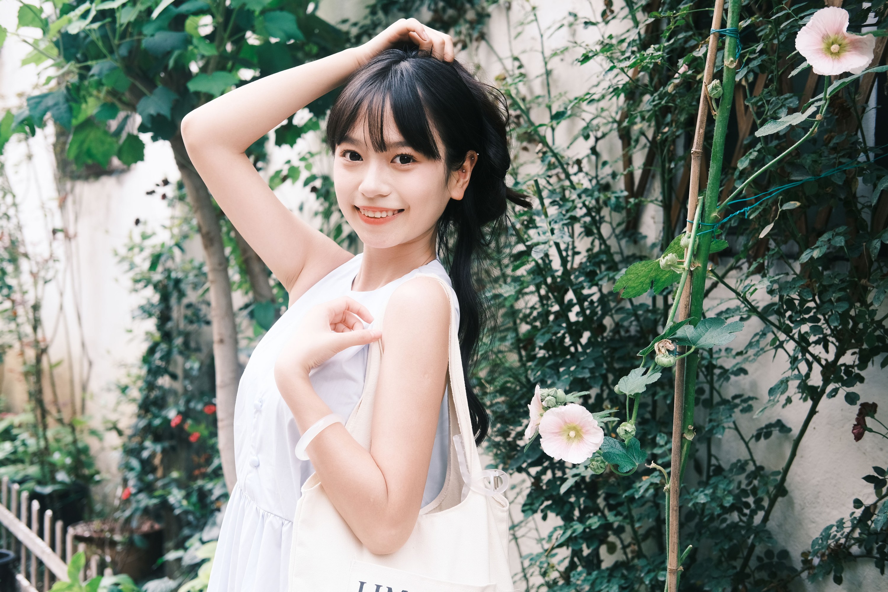 鄢韵琳 – 《站前花街》[33P] 插图4