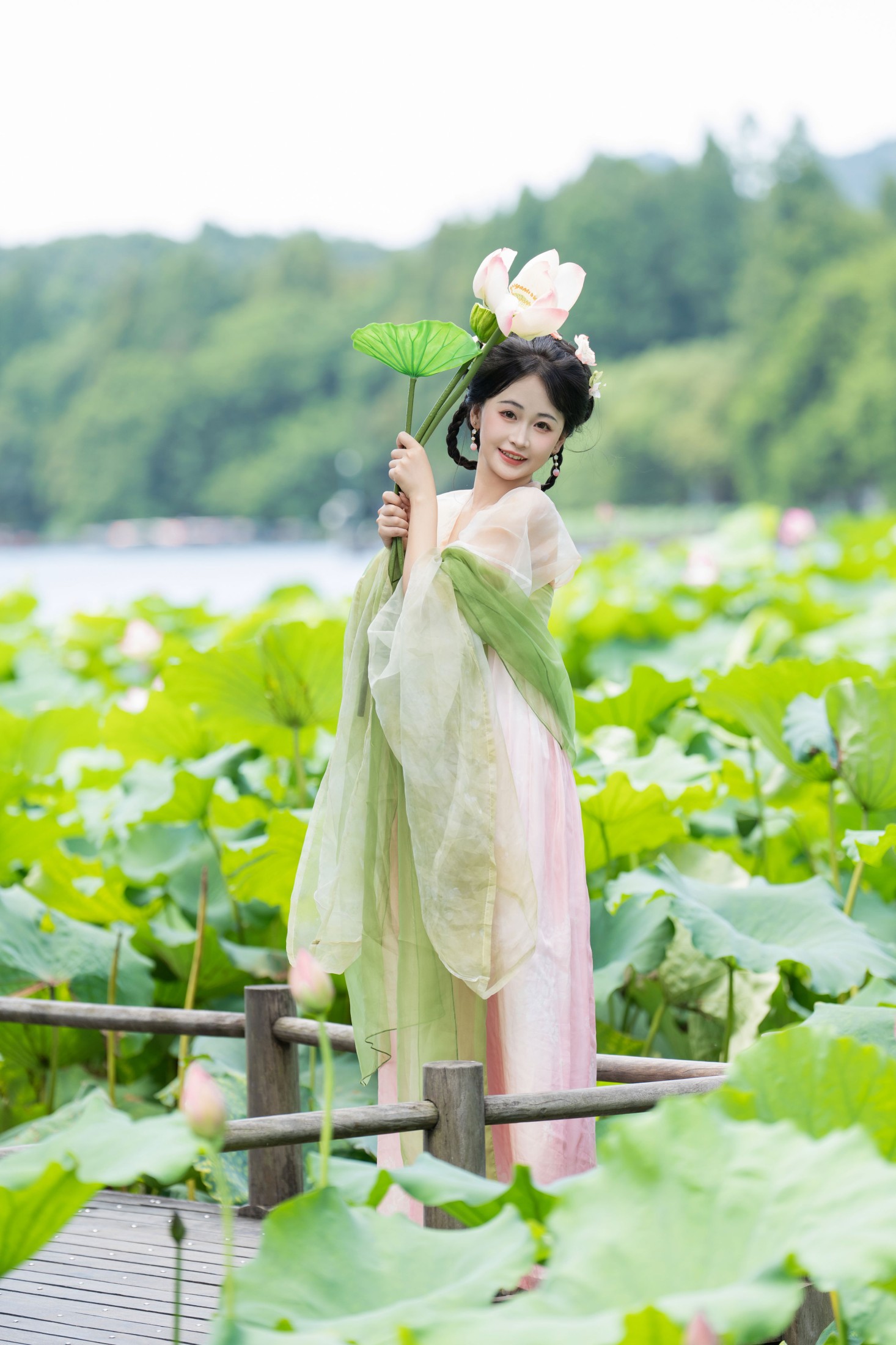 湫一只岁岁 – 《荷花少女》[25P] 插图4