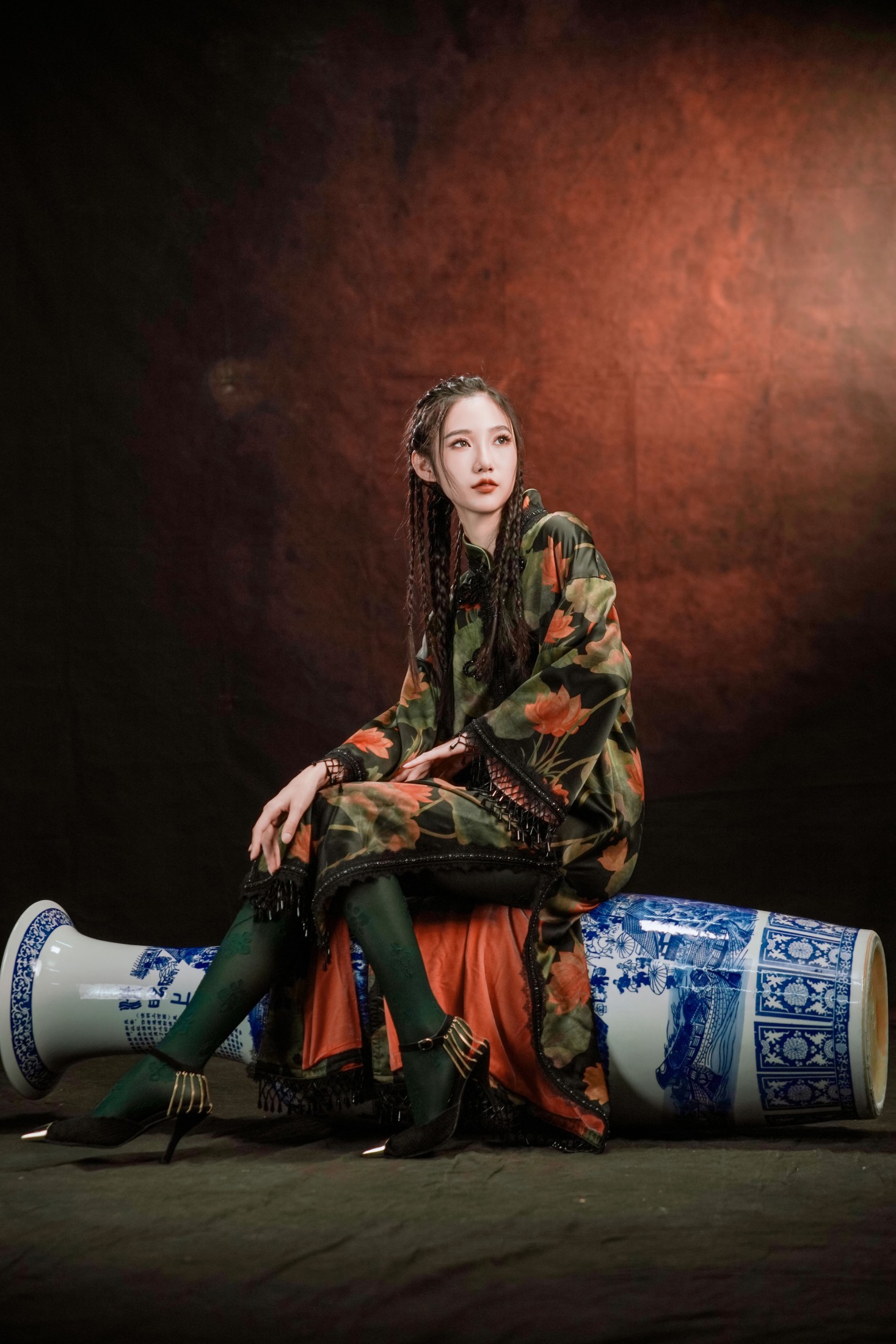 o1ne万 – 《时尚岭南瓷器魅力》[22P] 插图4