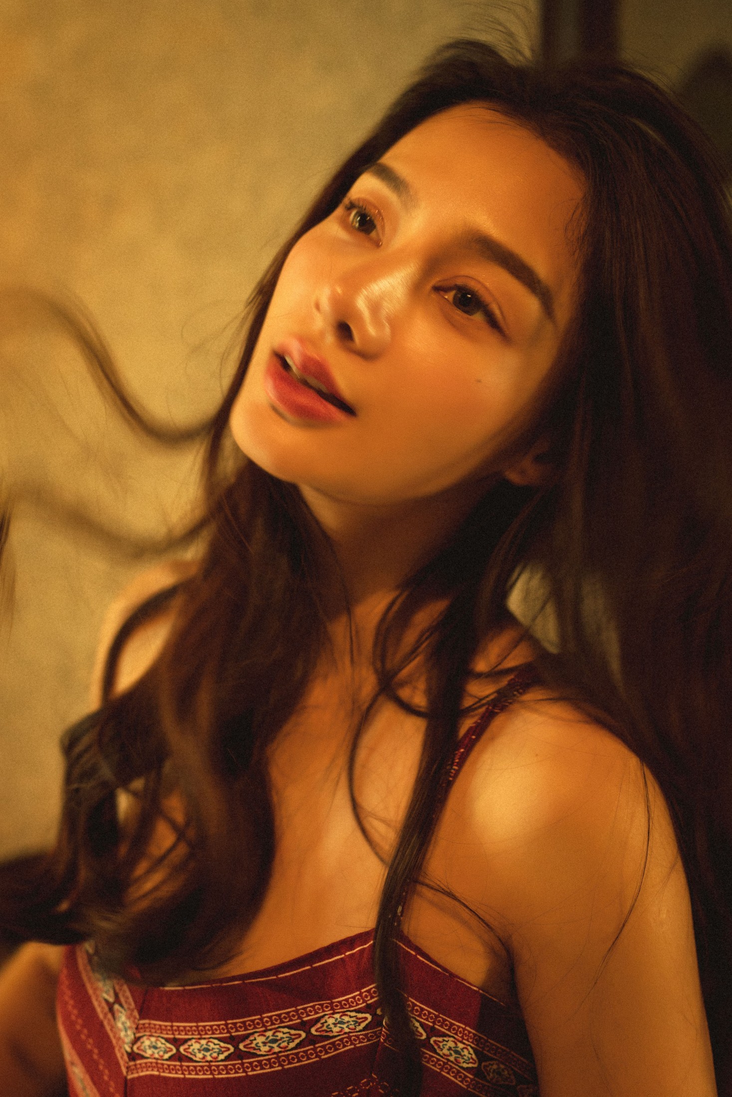 姝雯同学 – 《昏暗灯光下蔓延的暧昧气息》[28P] 插图3