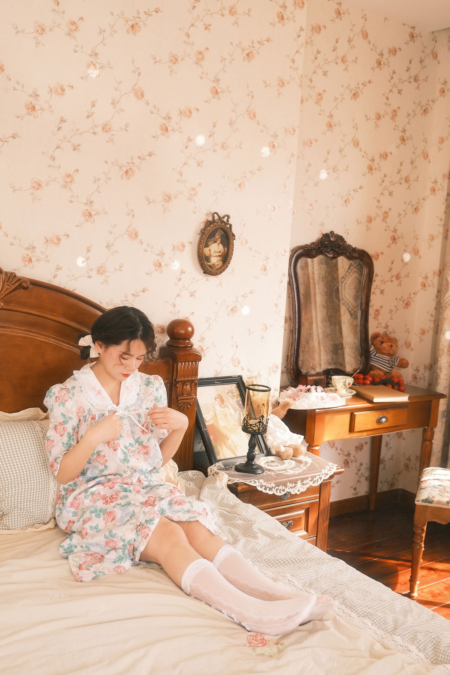 荔枝 – 《邂逅复古少女的绮梦》[14P]-66COS