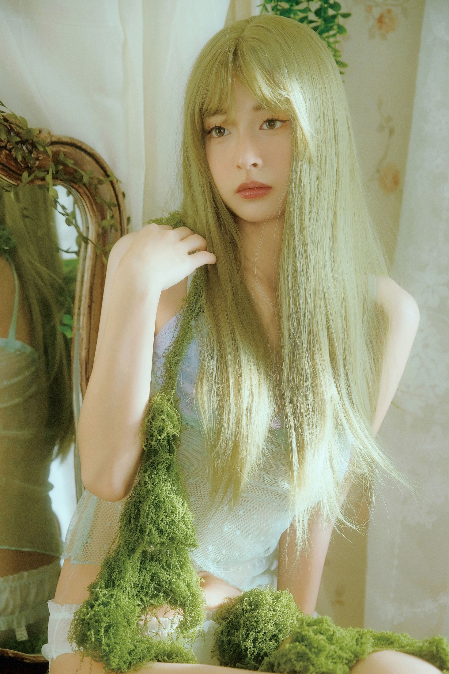 小满 – 《她是精灵》[24P]-66COS