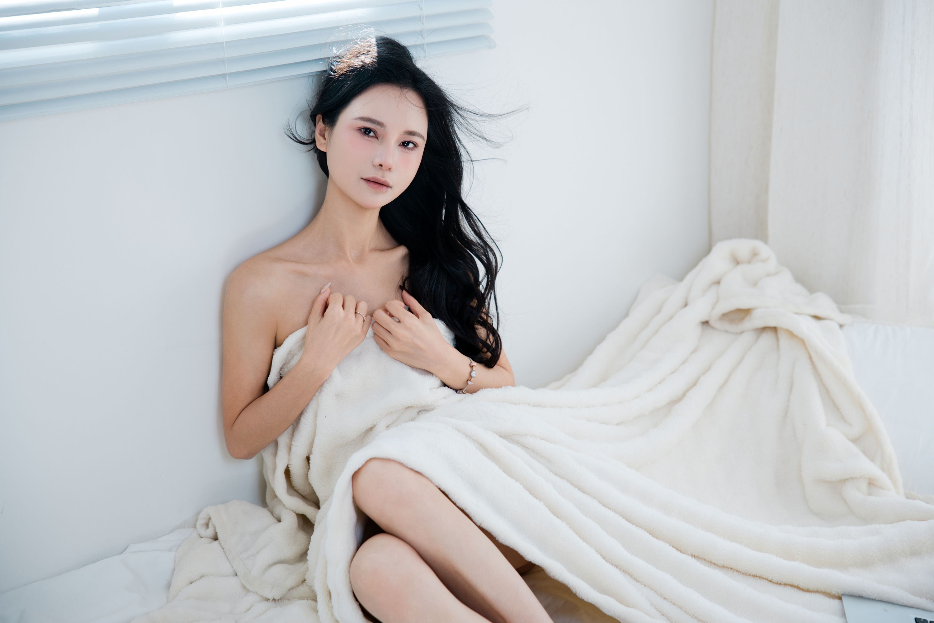 莎莎 – 《失恋的少女》[13P]-66COS