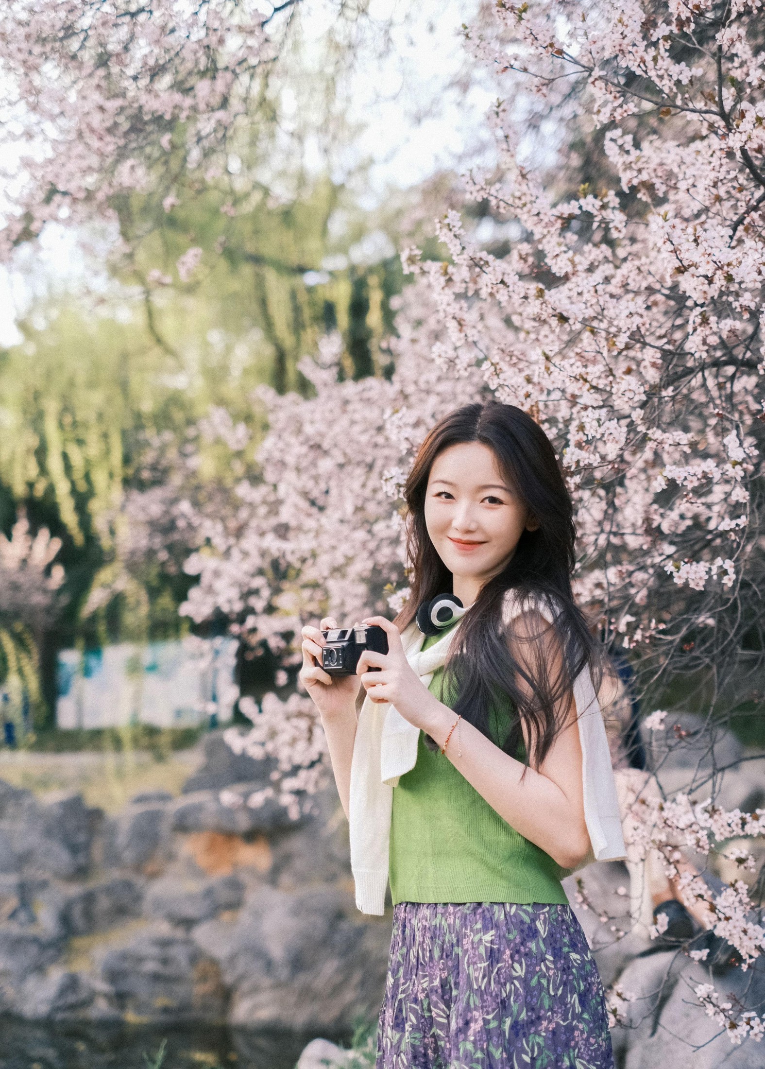 娄馨月Moon – 《请你参与我的春天》[20P] 插图2