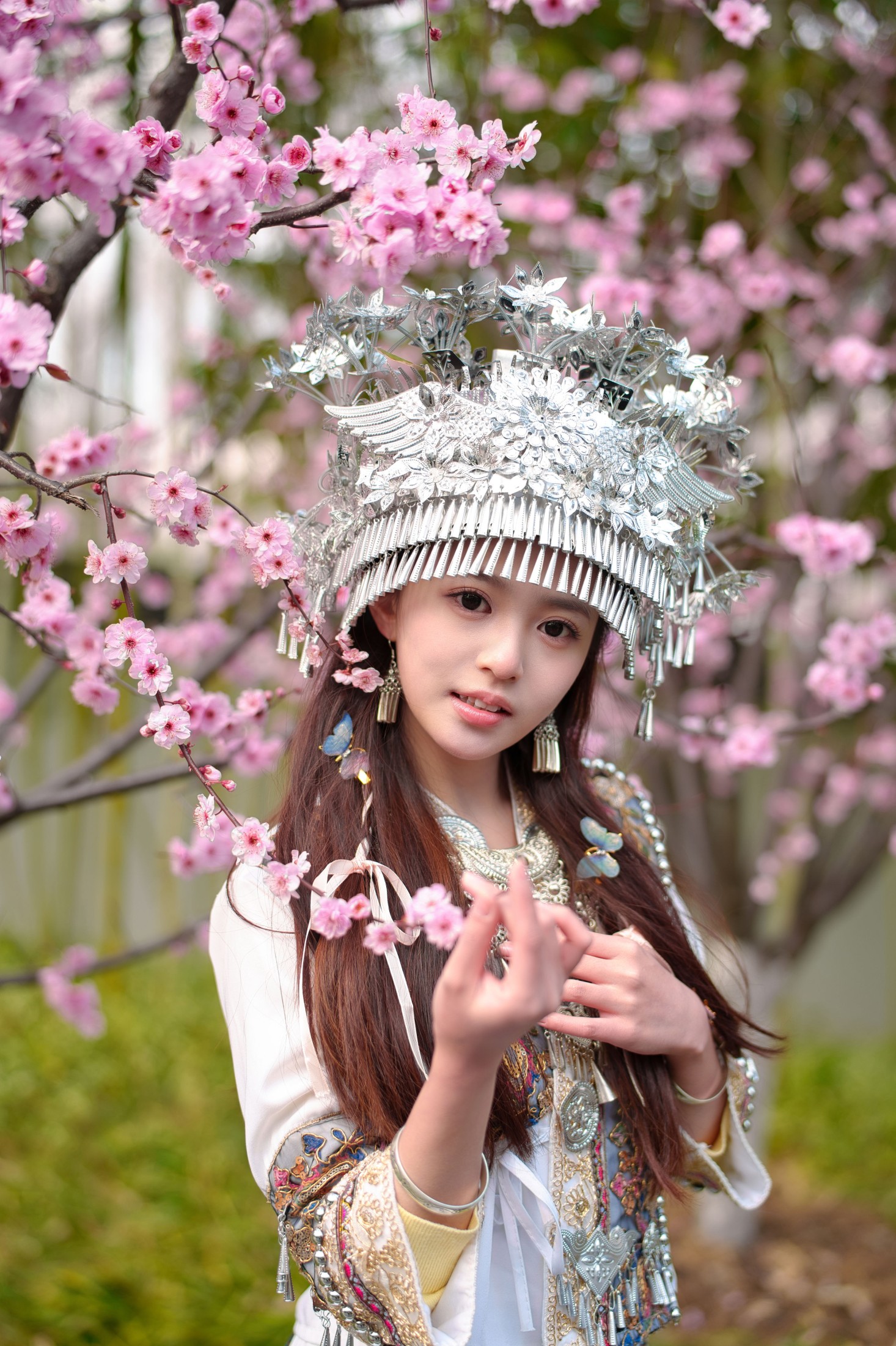 小亿 – 《苗家小可爱》[60P] 插图4