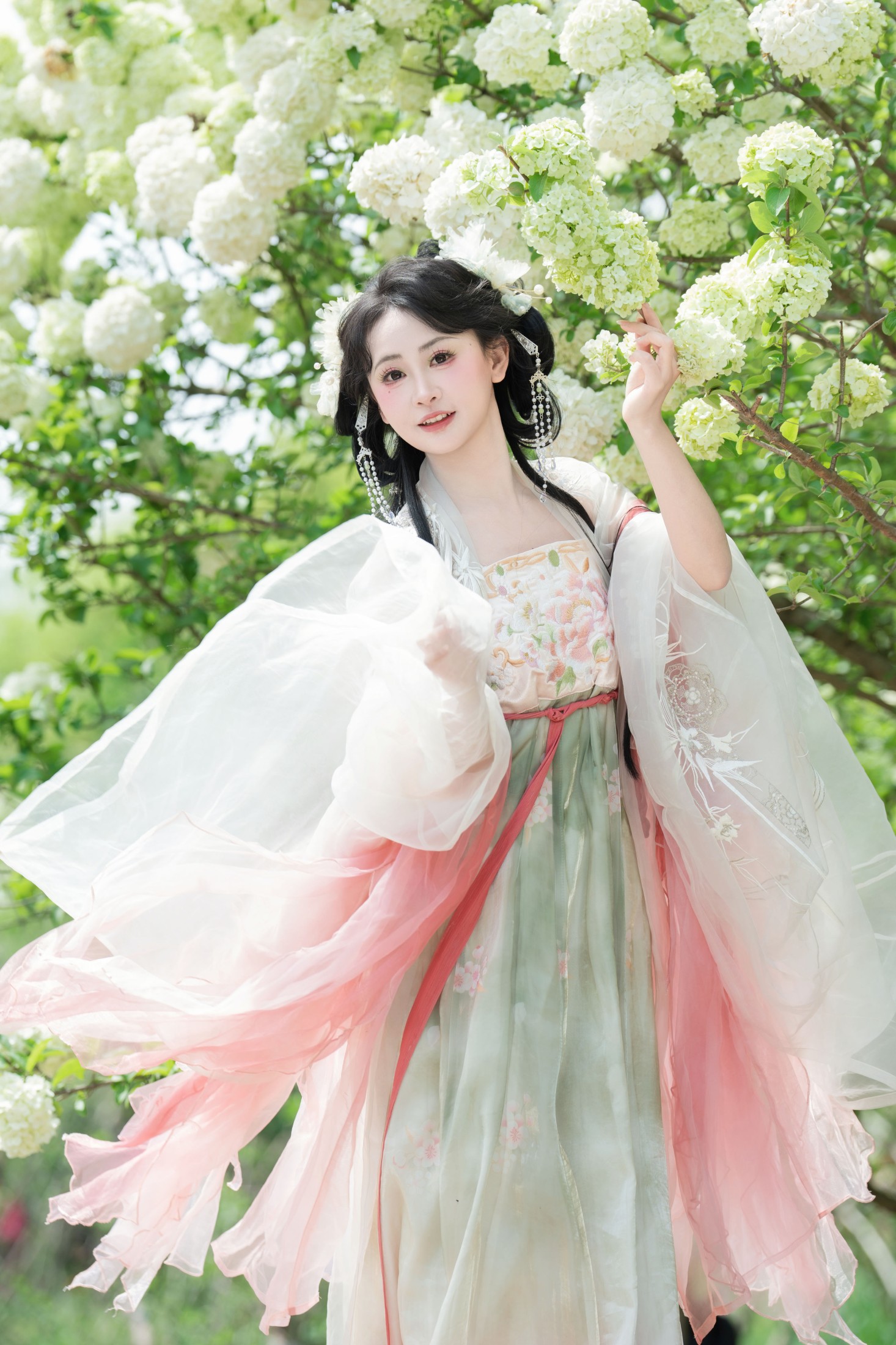 湫一只岁岁 – 《洁白绣球》[33P]-66COS