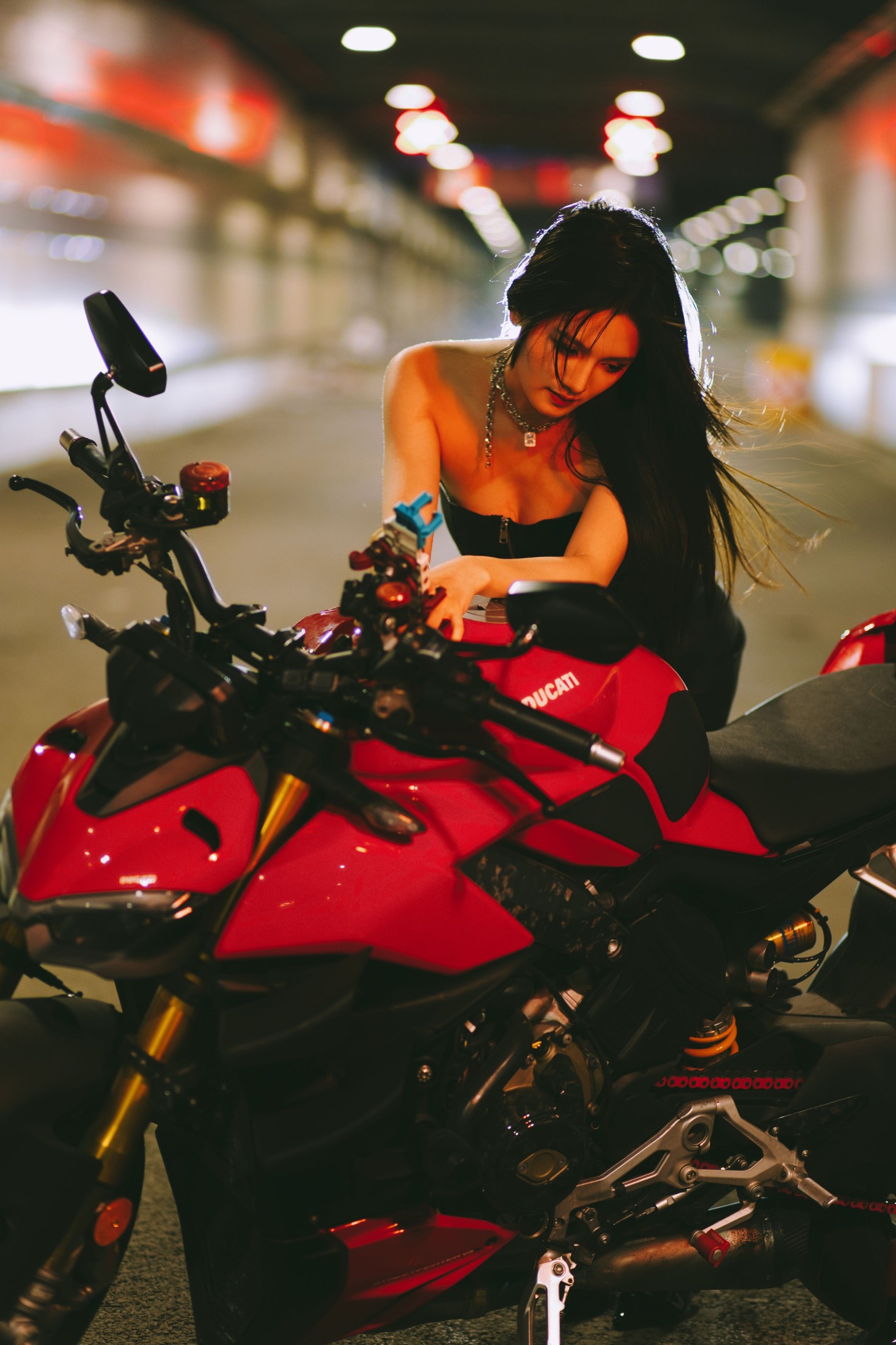 都都 – 《性感机车手》[13P] 插图5