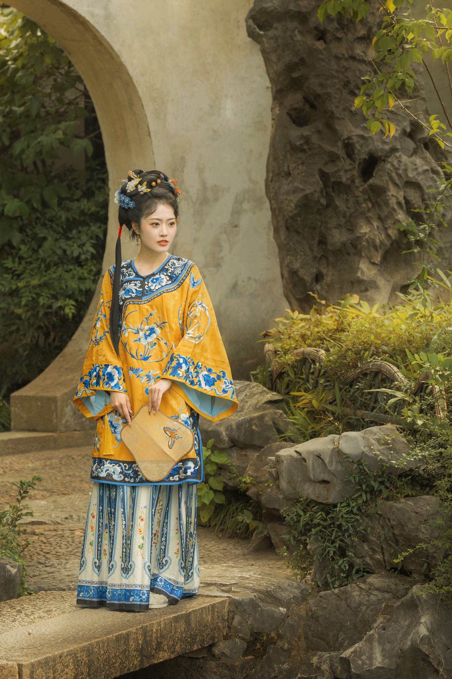 遥七不卖鸡毛菜 曦月云 – 《她和她的故事》[13P] 插图3