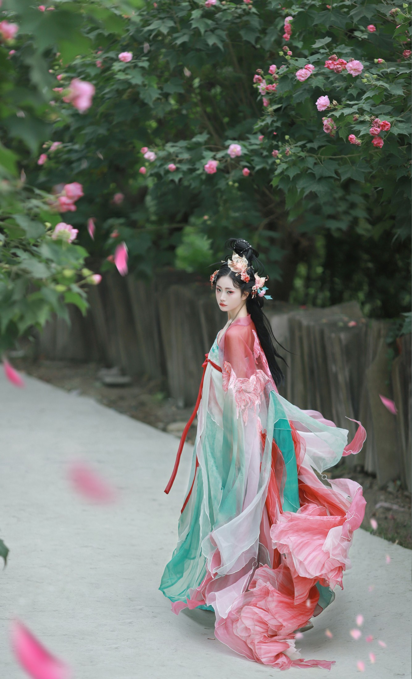 千玥 – 《锦鲤》[13P]-66COS