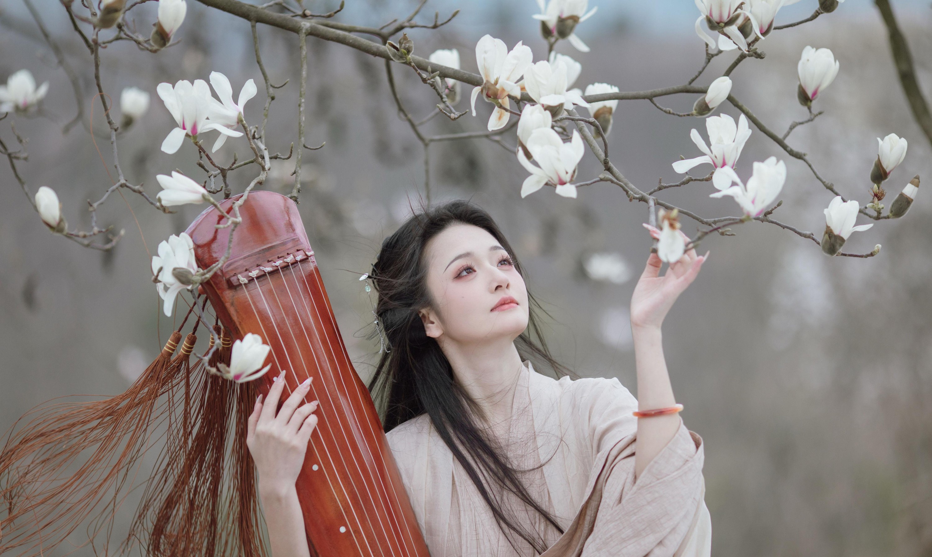 赤嫣在这里 – 《风动暗香浓》[13P] 插图2