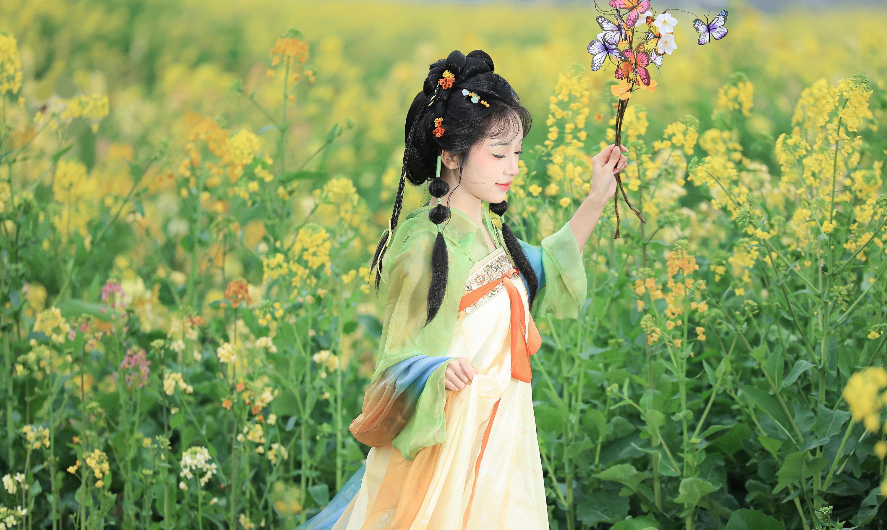 君尹兰 – 《春日之约》[18P] 插图2