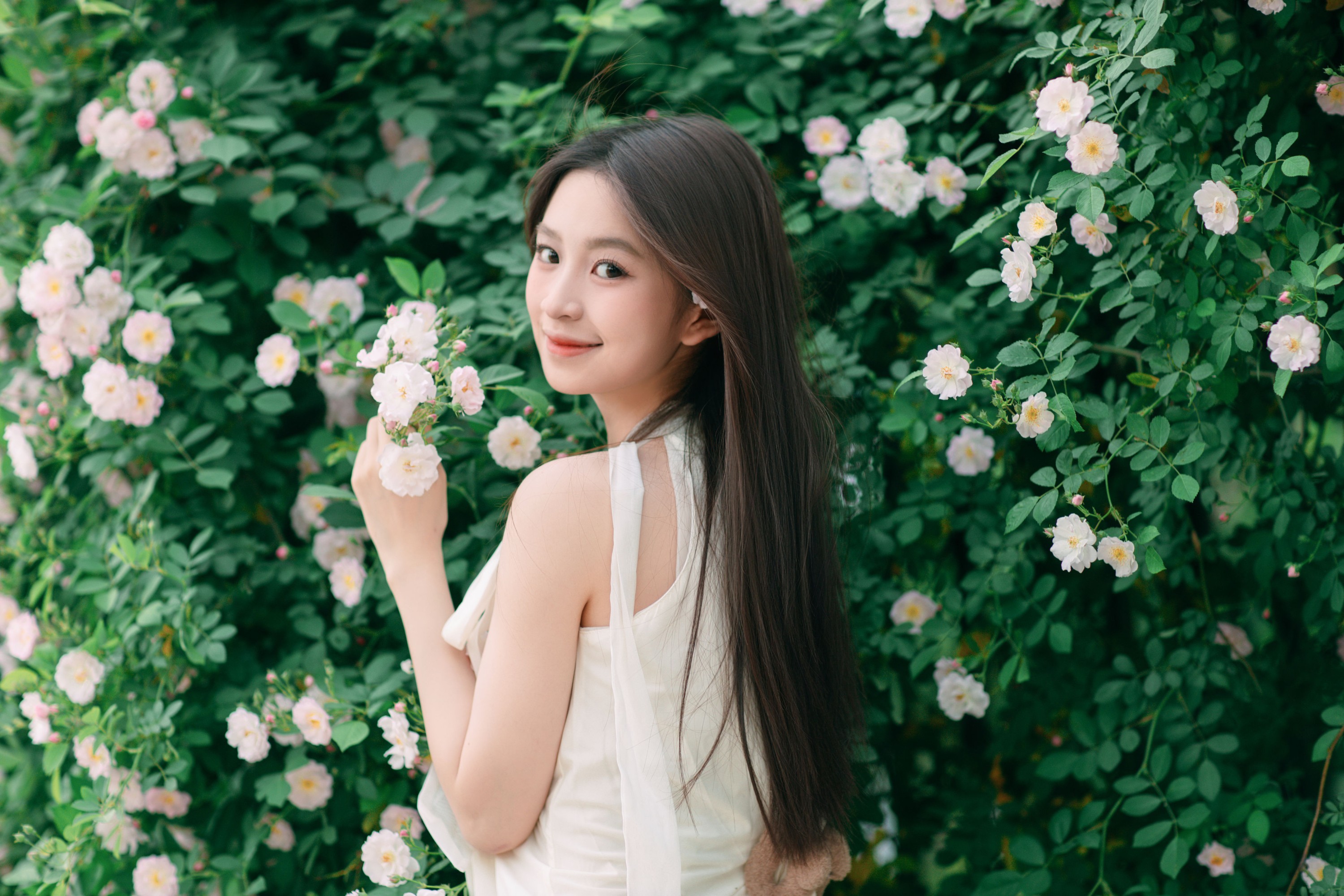 Minejoin – 《4月蔷薇花》[41P] 插图3