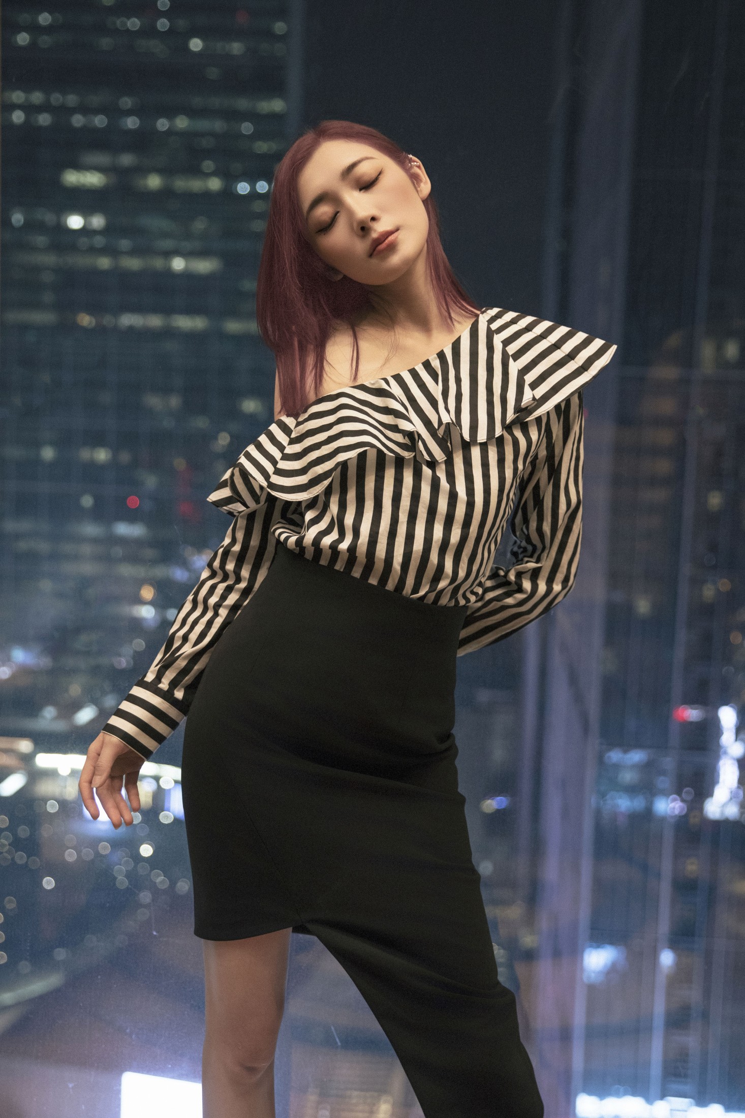 YFALA – 《夜夜夜夜》[24P] 插图4