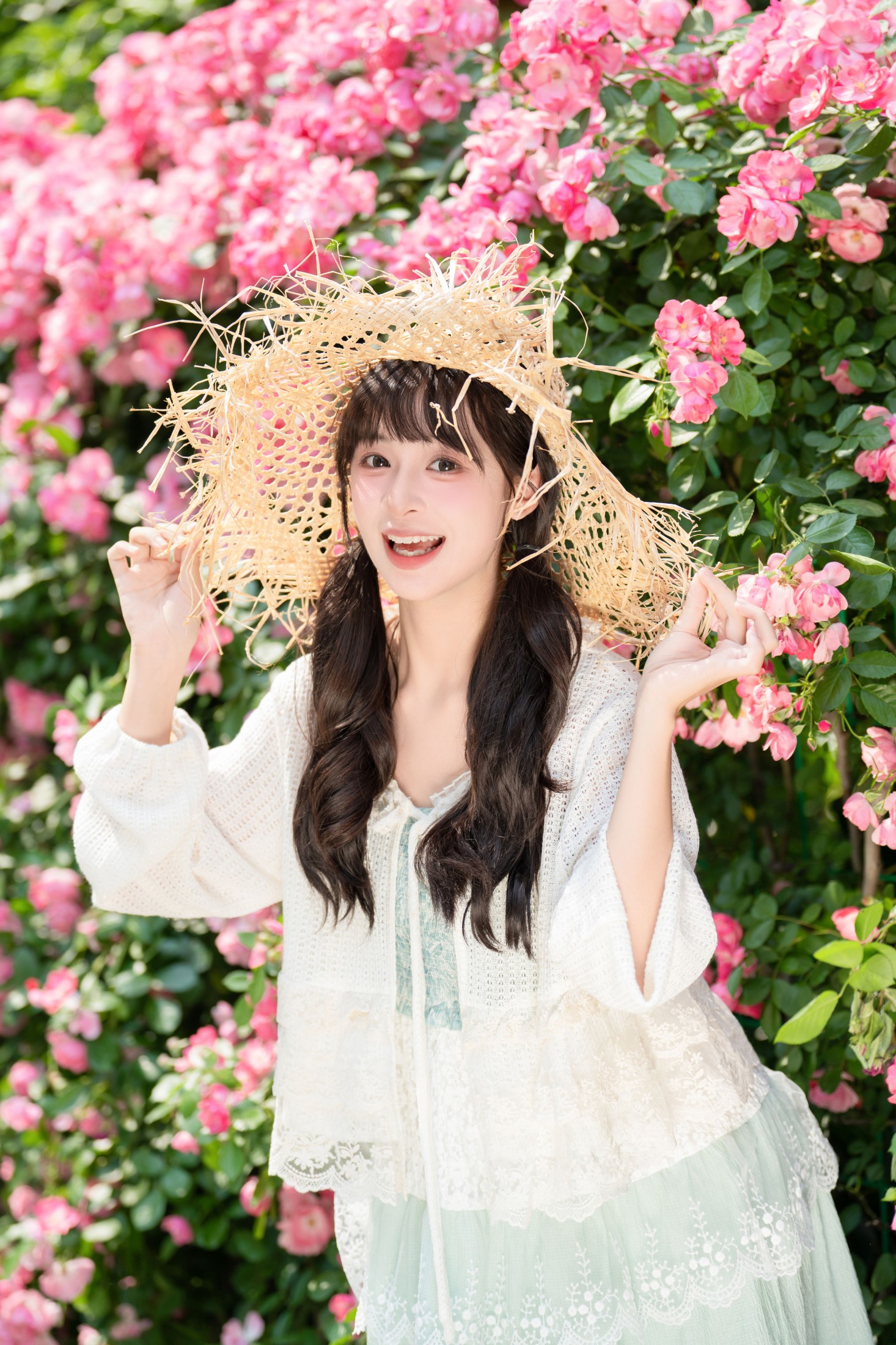夏芋小年 – 《五月的蔷薇》[35P]-66COS