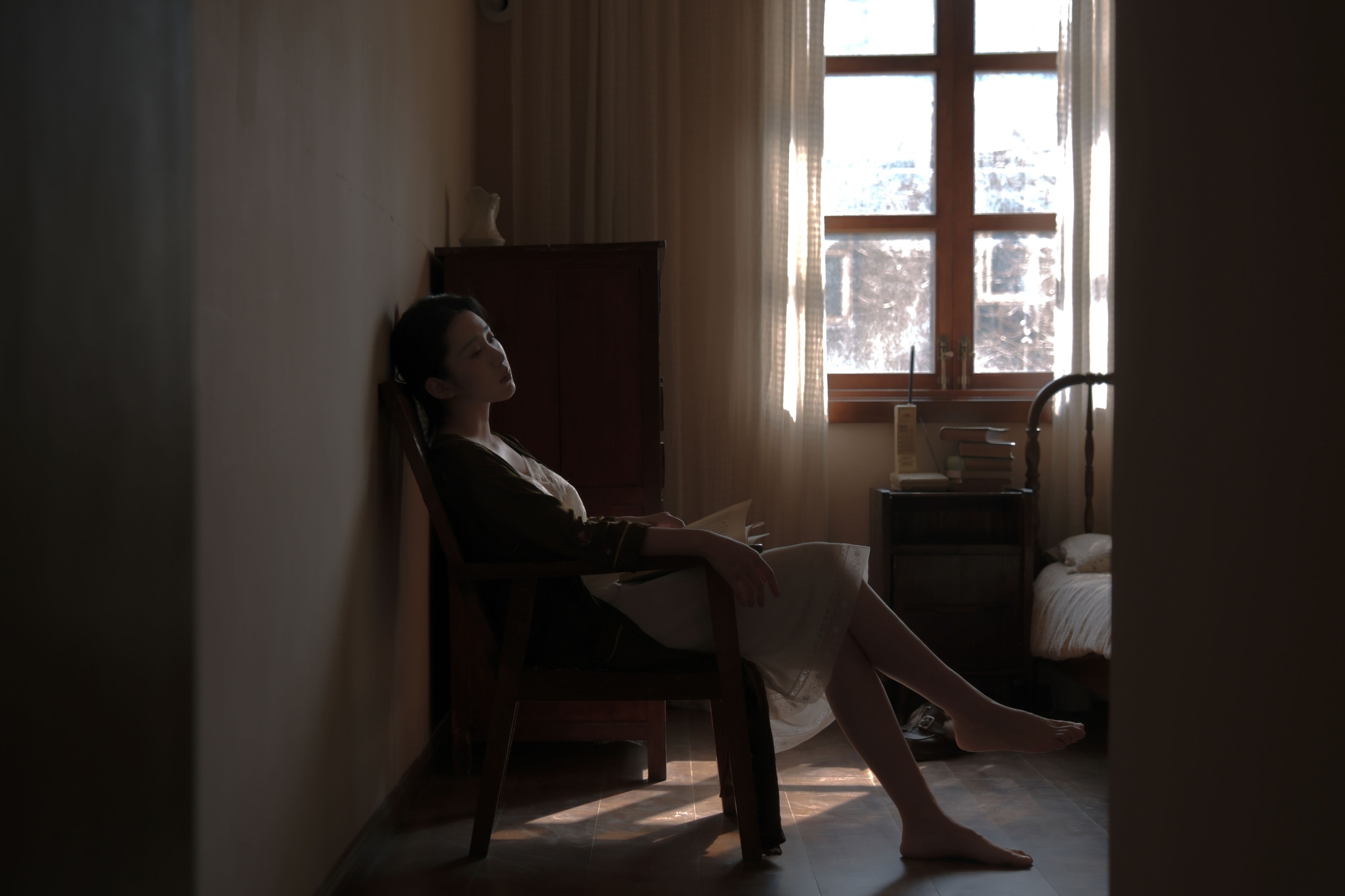 梧姮 – 《静隅》[21P]-66COS