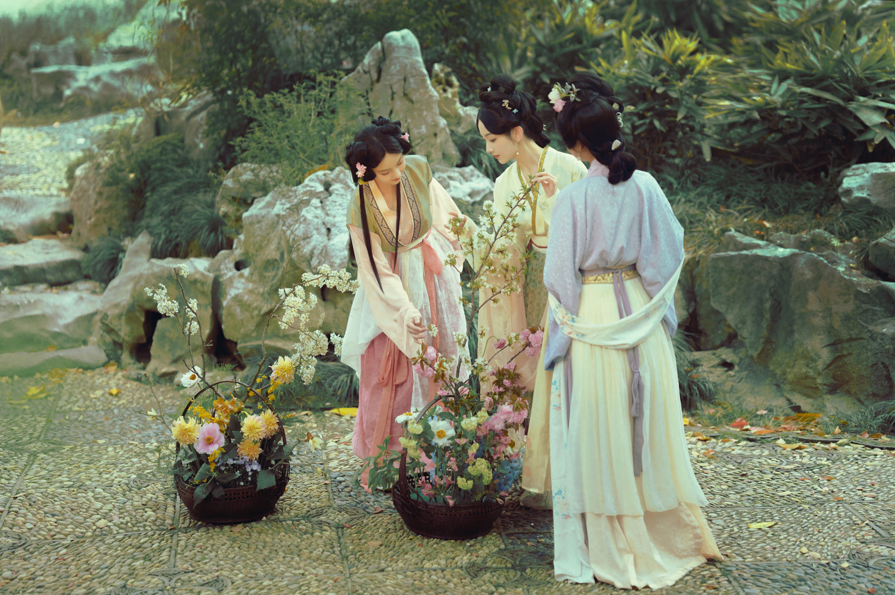 鱼尾酱 洺钰 九九睡不醒. – 《卖花担上》[29P]-66COS