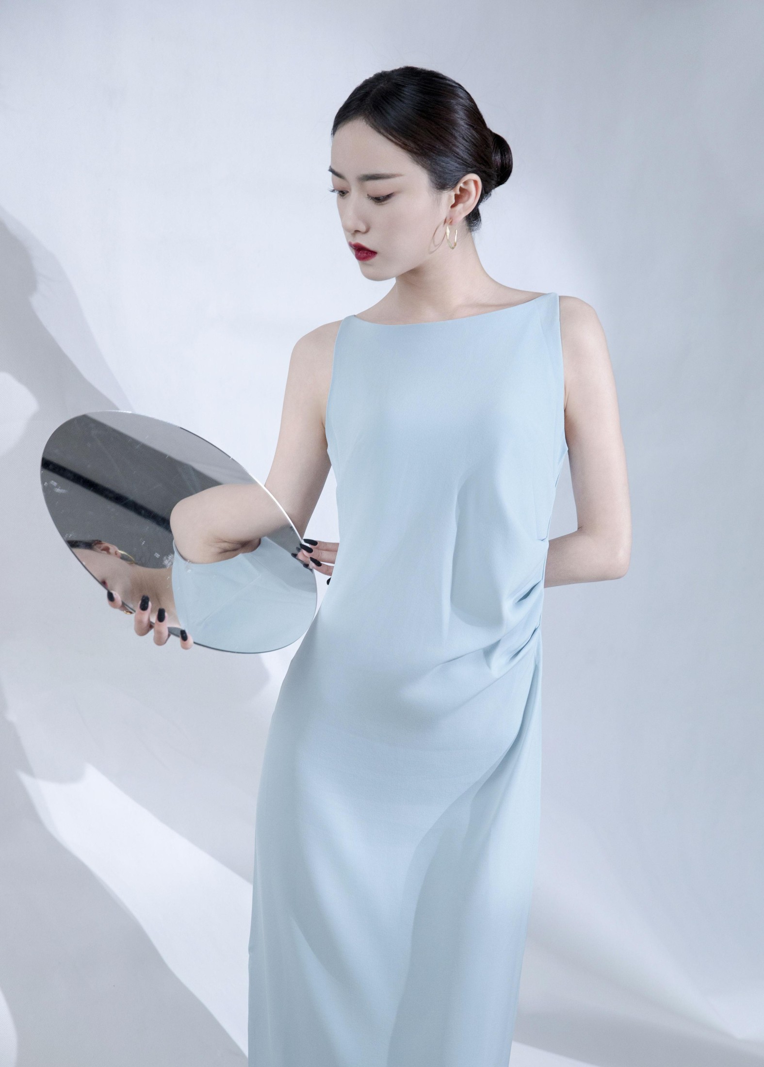 安仔麻麻 – 《一面镜子》[26P] 插图2