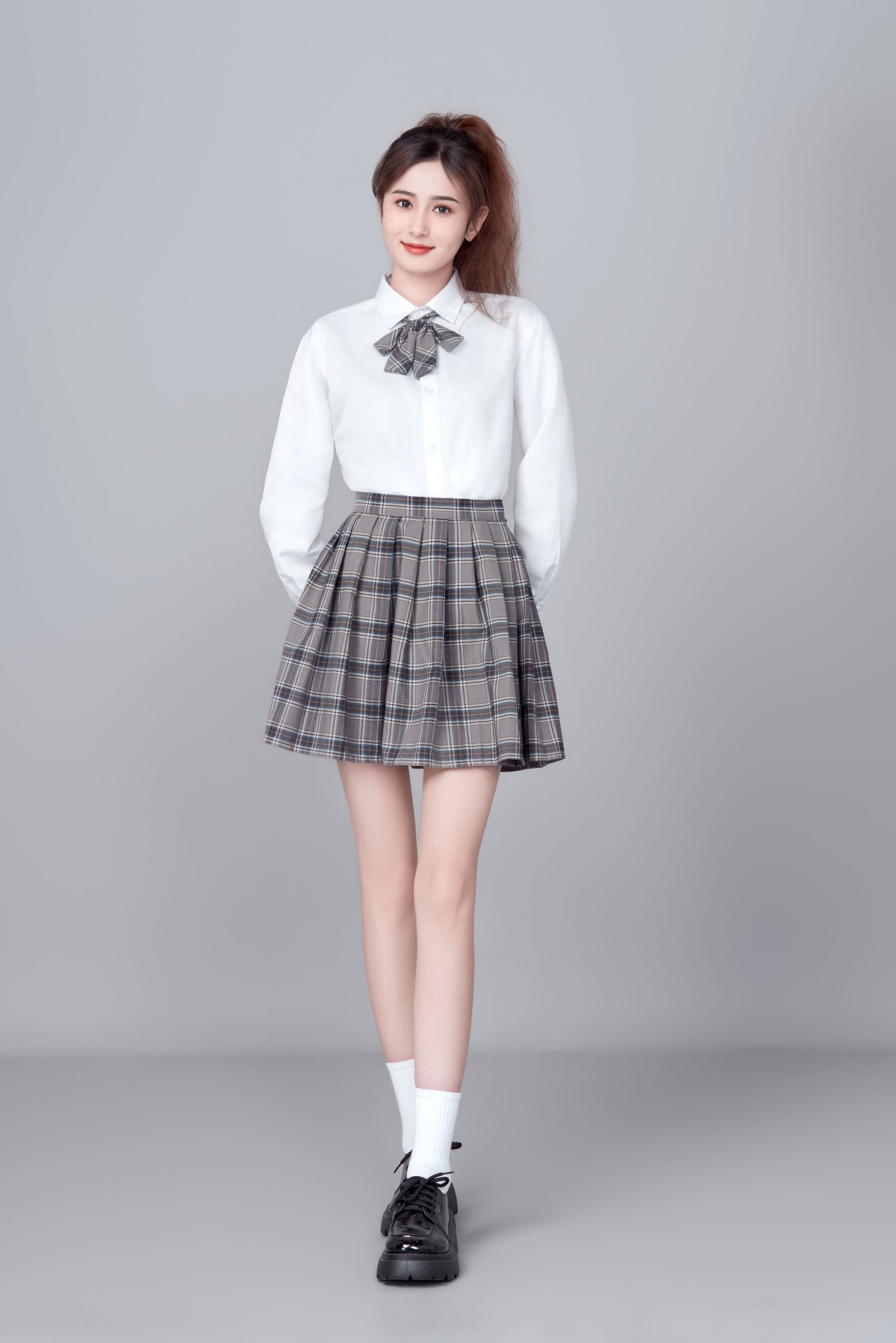 坎杜克 – 《白衫格裙：少女活力映像》[14P] 插图2