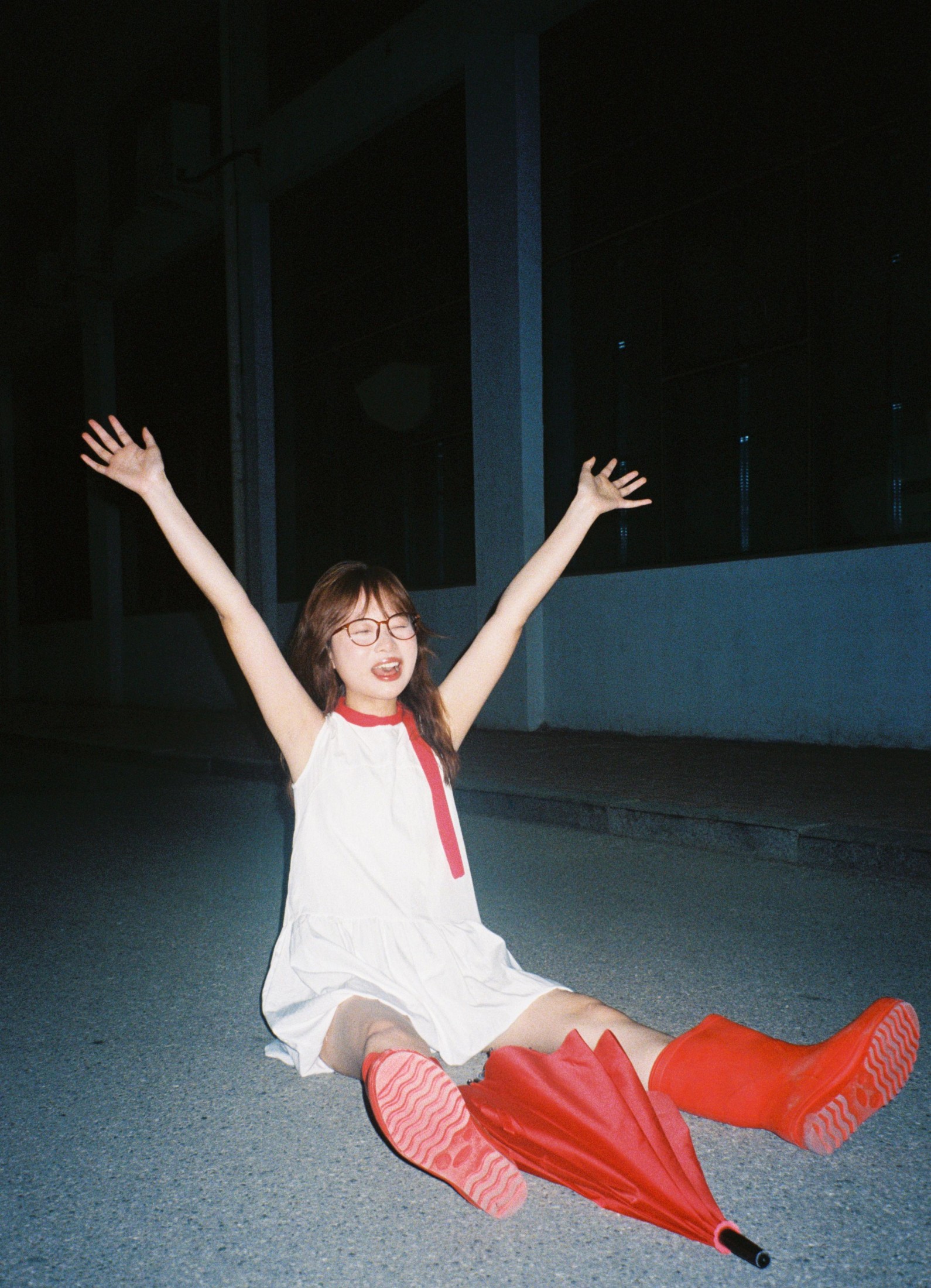 吴椿椿 – 《我的胶片机在晚上也不会撒谎！》[14P] 插图2