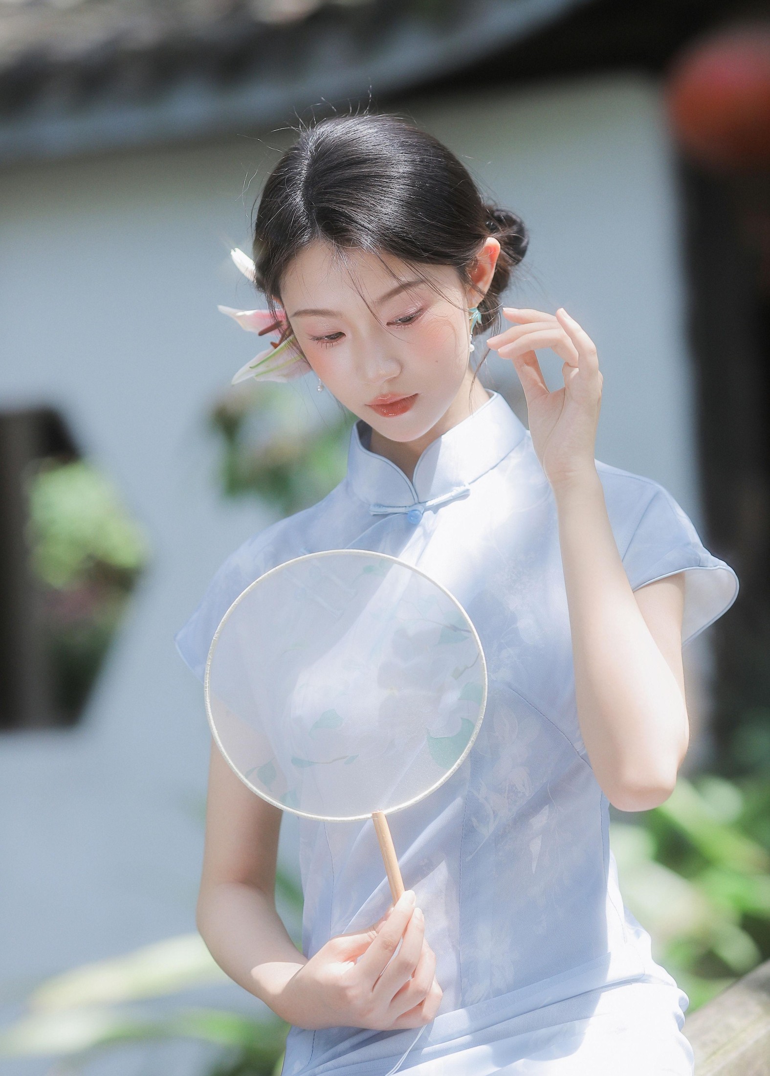 铜萱柒 – 《她是一朵清丽的百合花》[37P] 插图2