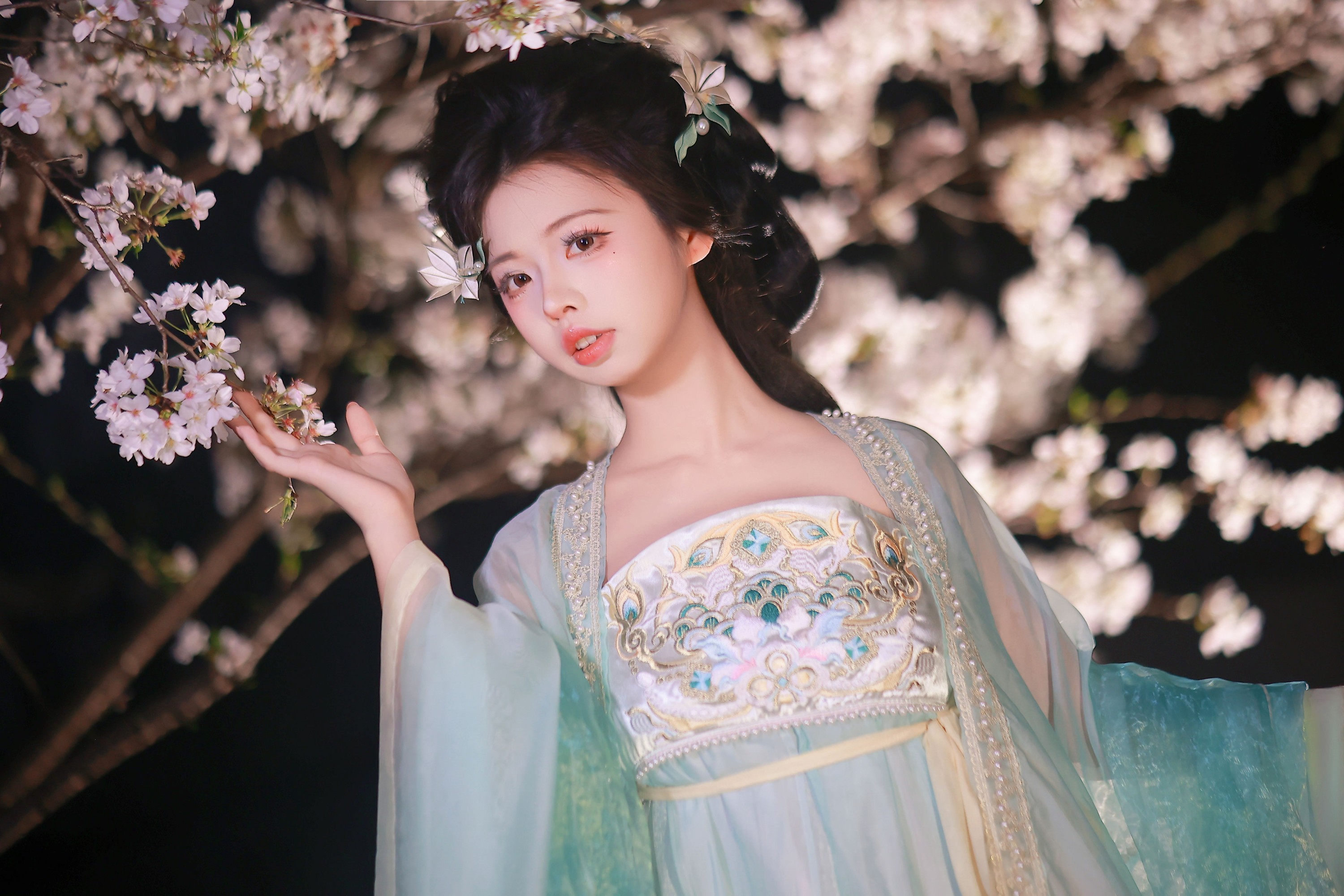 肥肥 – 《樱花与少女》[15P]-66COS