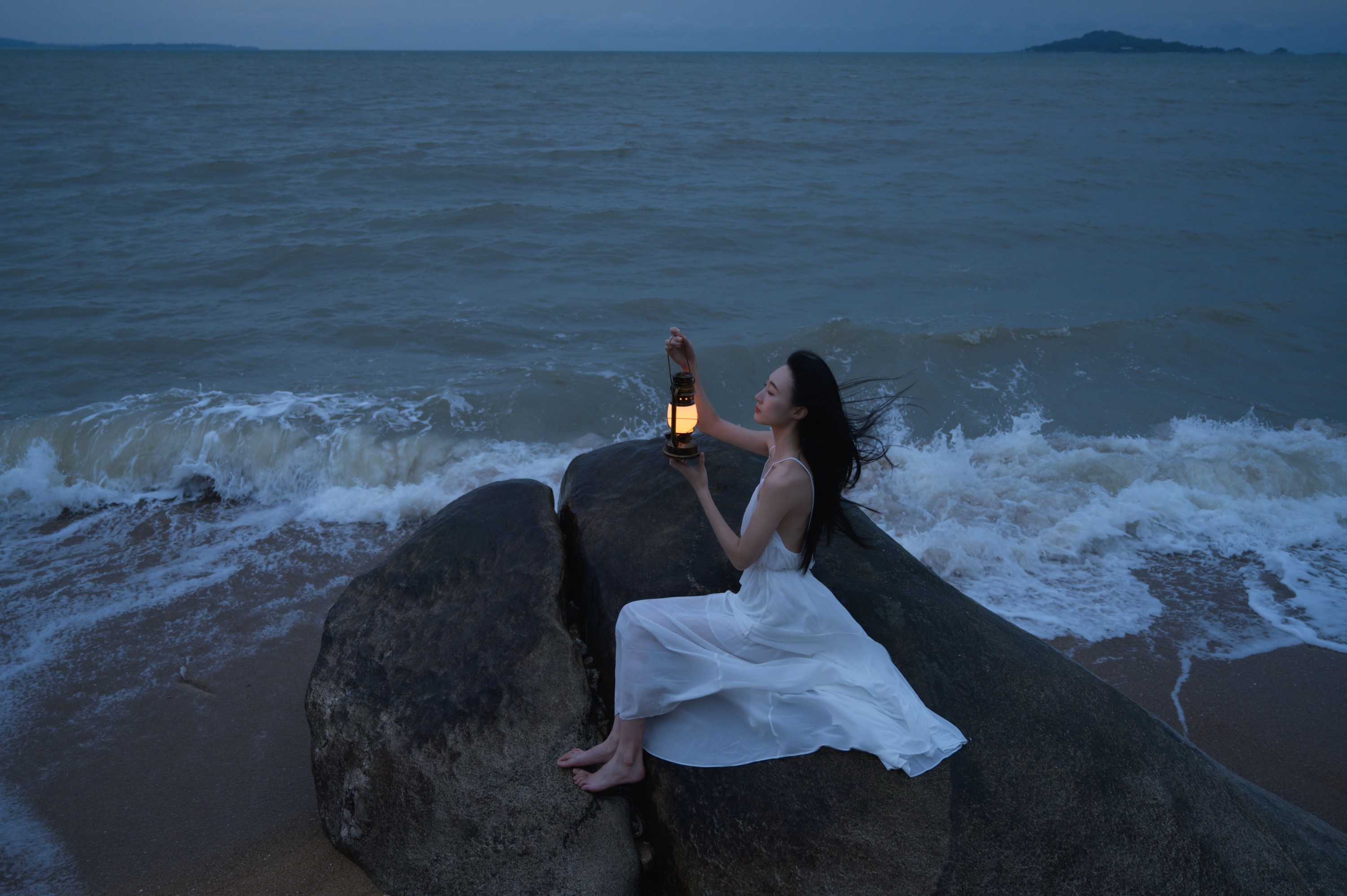 阿吉缘子 – 《孤独的海》[16P] 插图3